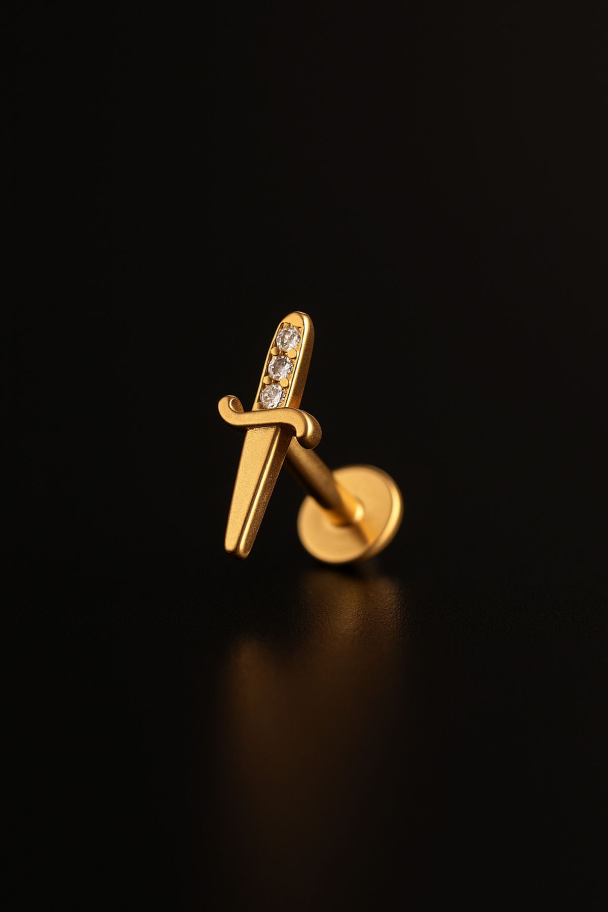 depozoom 316l Cerrahi Çelik Kıkırdak Tragus Ve Tüm Kulak Bölgesine Uygun Zirkon Taş Kılıç Piercing
