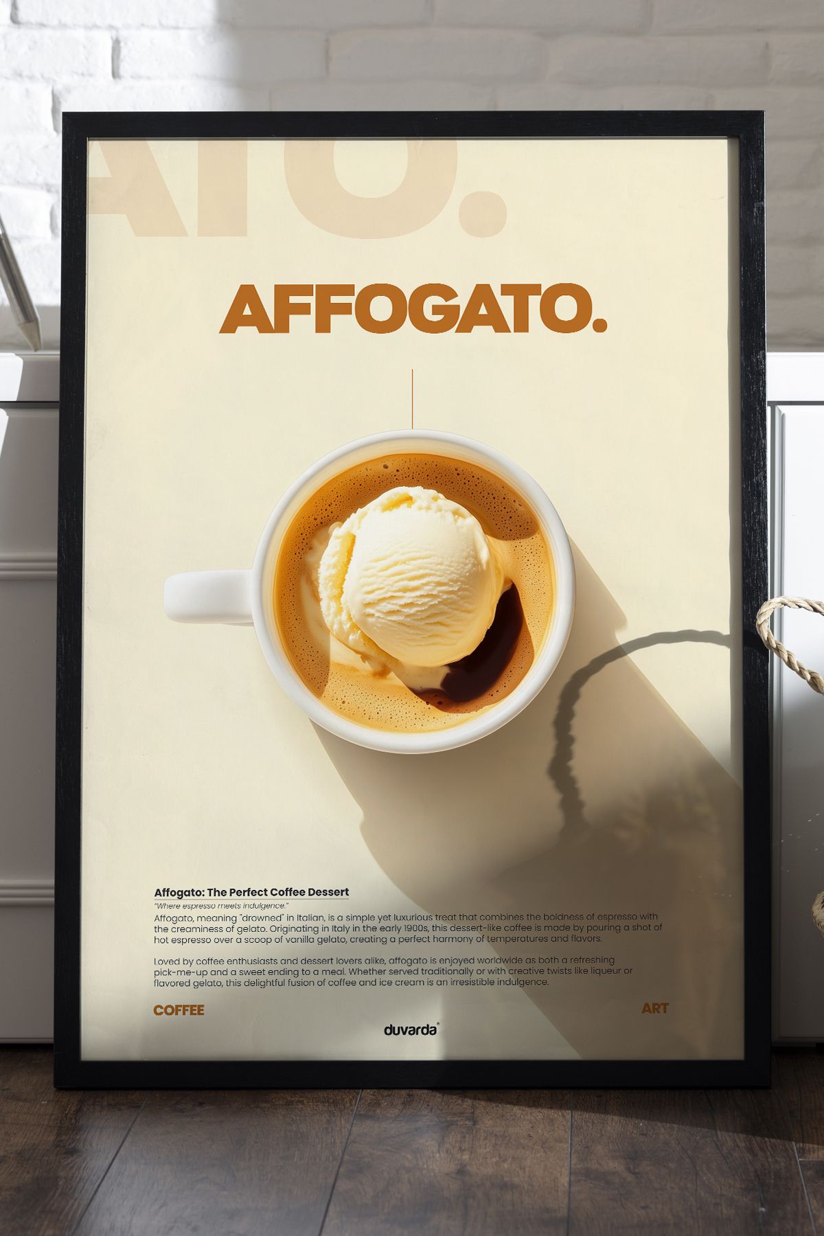 Duvarda Affogato Kahve Siyah Ahşap Çerçeveli Dekoratif Duvar Tablosu