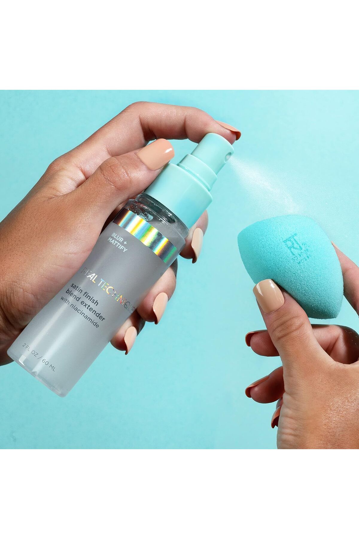 Real Techniques-Sponge+ Setting Spray for Face, Mattify With Niacinamide, Sponge Extender Mist 4