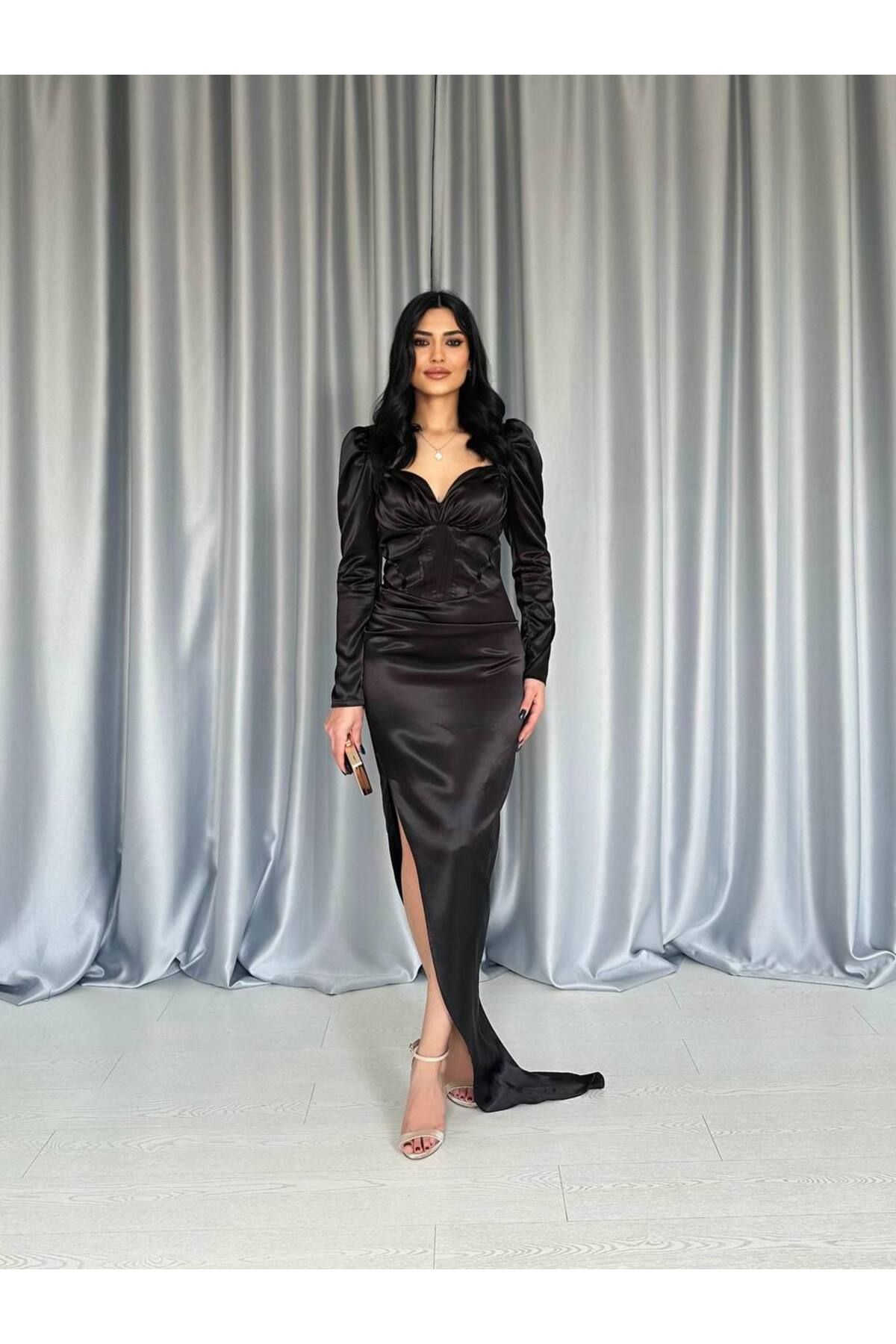 Castivo Fashion Kalp Yaka Drapeli Saten Uzun Kollu Yırtmaçlı Abiye Elbise
