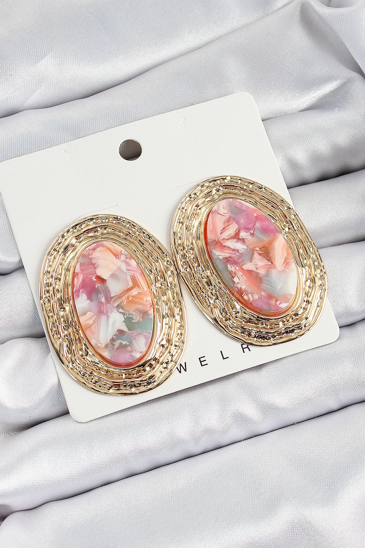 LovelymCo Pirinç Mermer Desenlli Pembe Oval Vintage Model Gold Renk Kadın Küpe - Lisinya