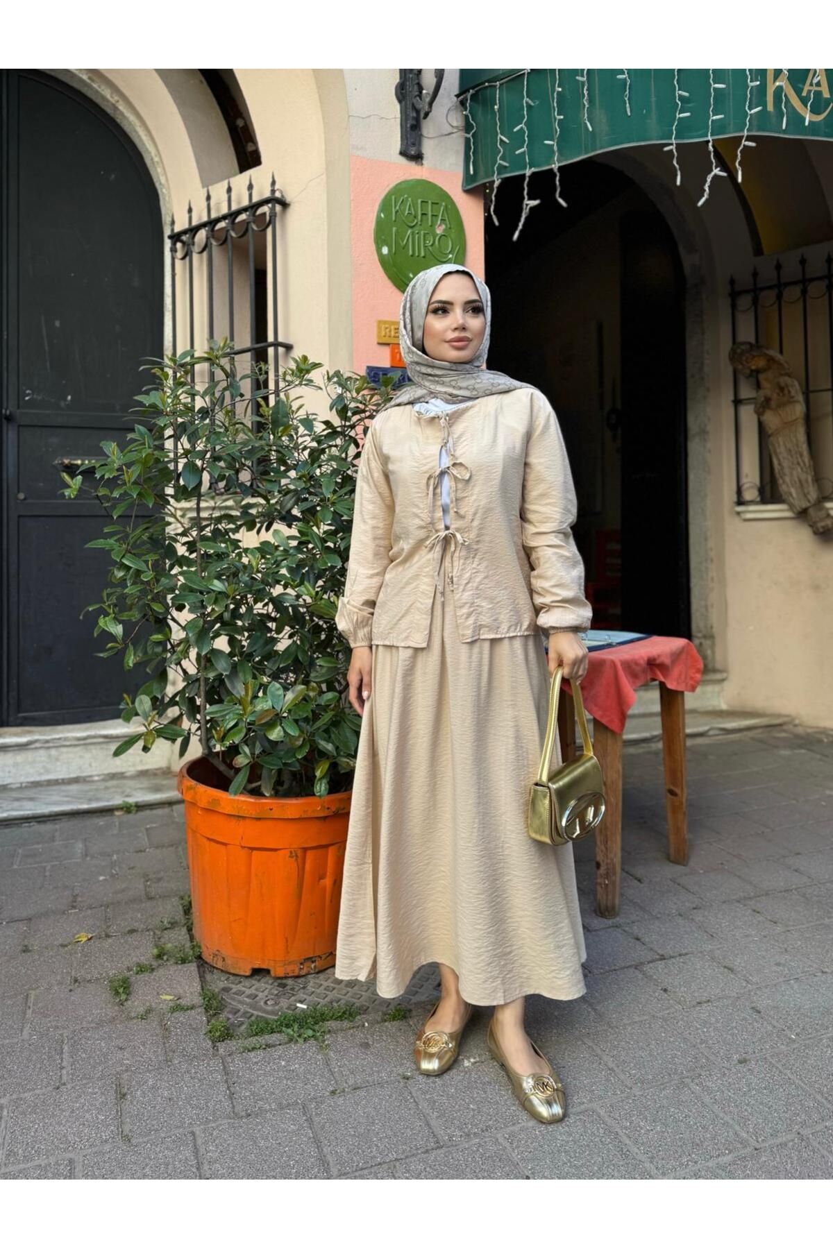 Moda Krash BAĞCIK DETAYLI KRASH ETEKLİ TAKIM