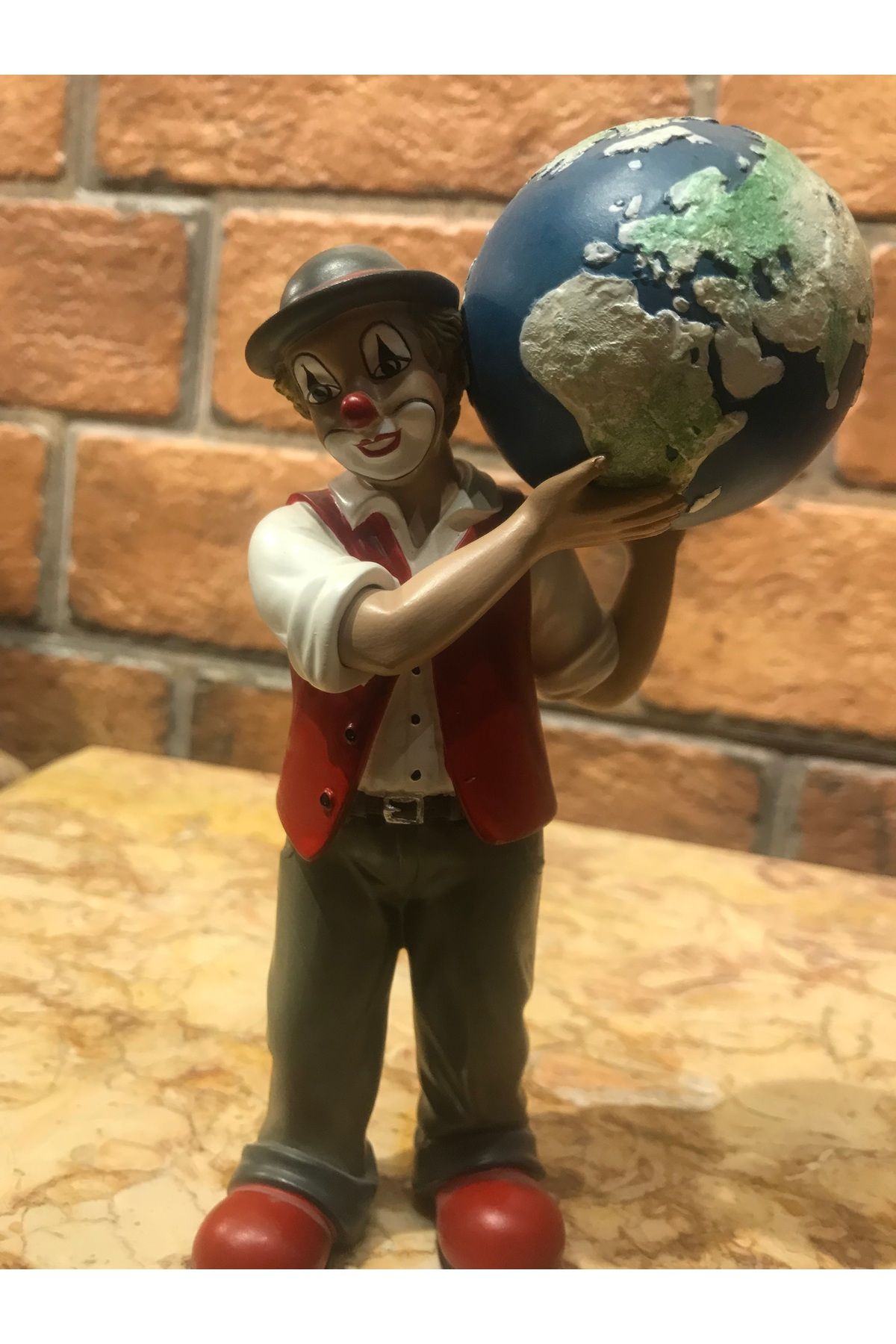 meray antika Gilde Clowns Komedi Koleksiyonu - "Dünyayı Tutan Palyaço" Biblosu