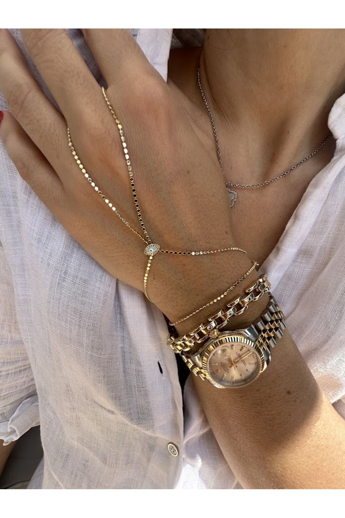Les Contess Jewelry Pirinç Üzeri Altın Kaplama Ezme Zincir Blue Eyes Şahmeran