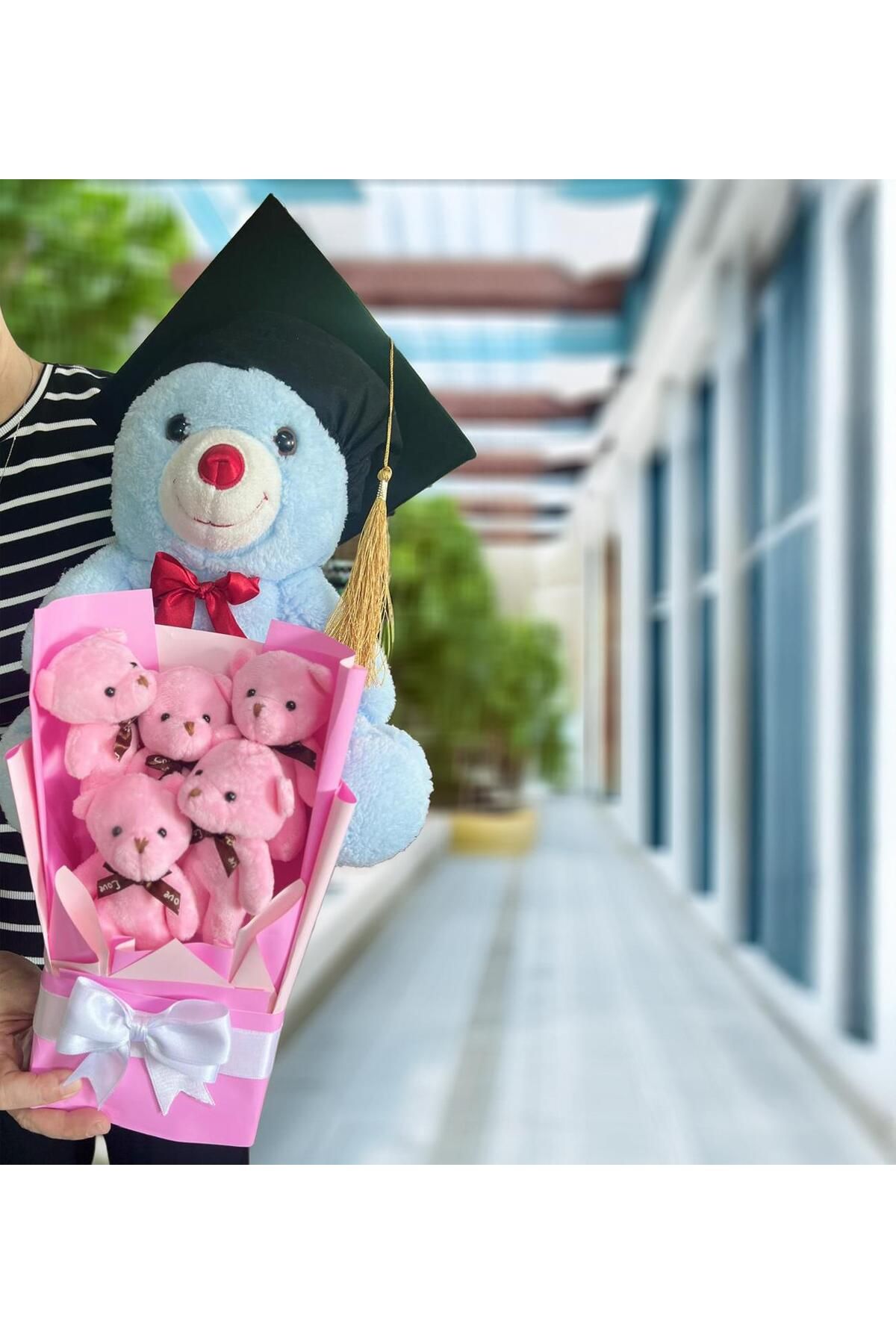 Sole Mezuniyet Hediyesi: Mezun Peluş Ayıcık & Pembe Ayıcık Buketi