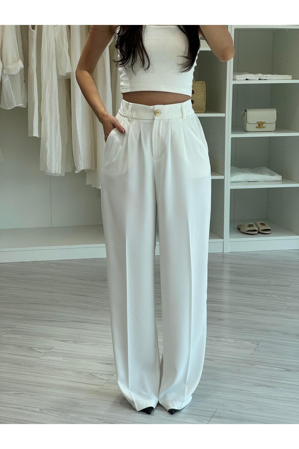 LUUNA STORE GOLD DÜĞMELİ PANTOLON - BEYAZ