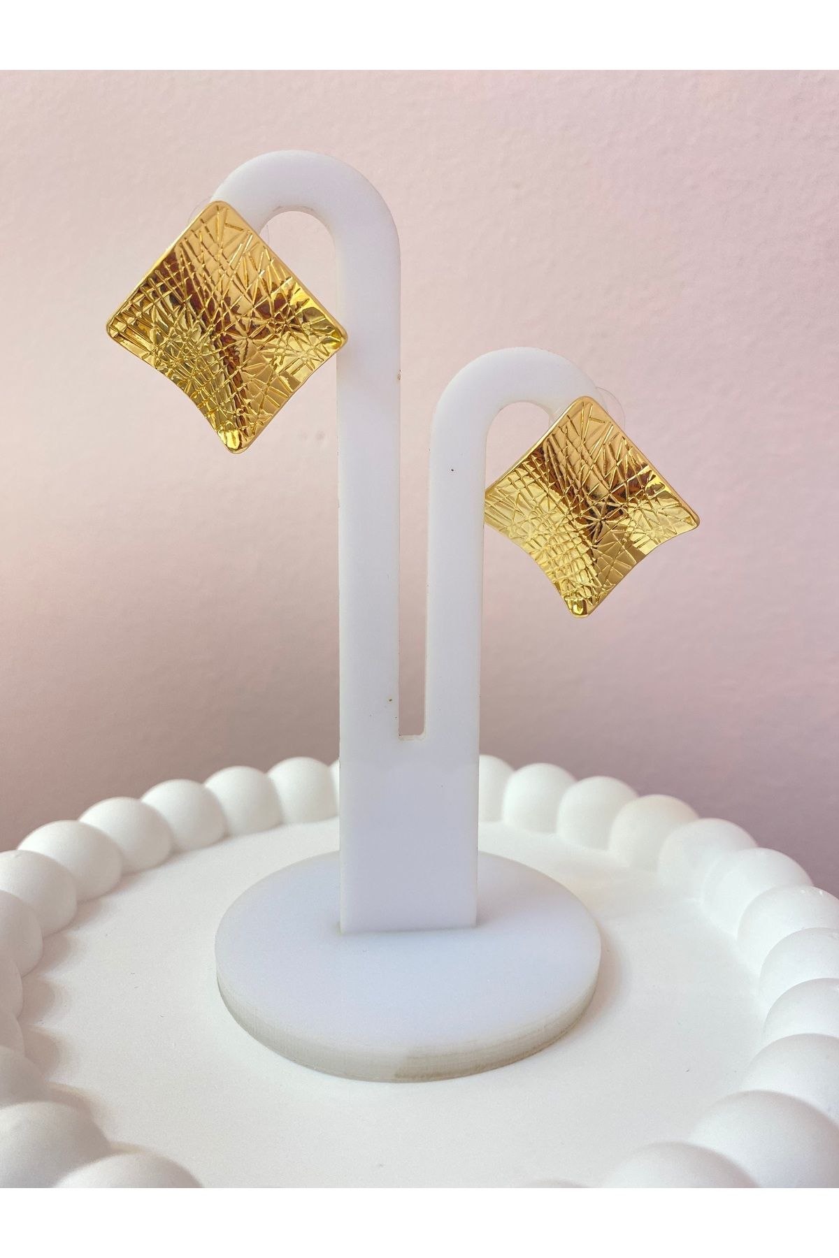 Pretty Çelik küpe(14K kaplama)