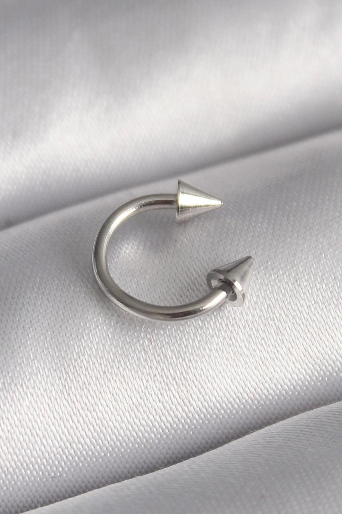 AfraBeauty 316L Çelik Gümüş Renk Halka Çivi Model Kadın Piercing