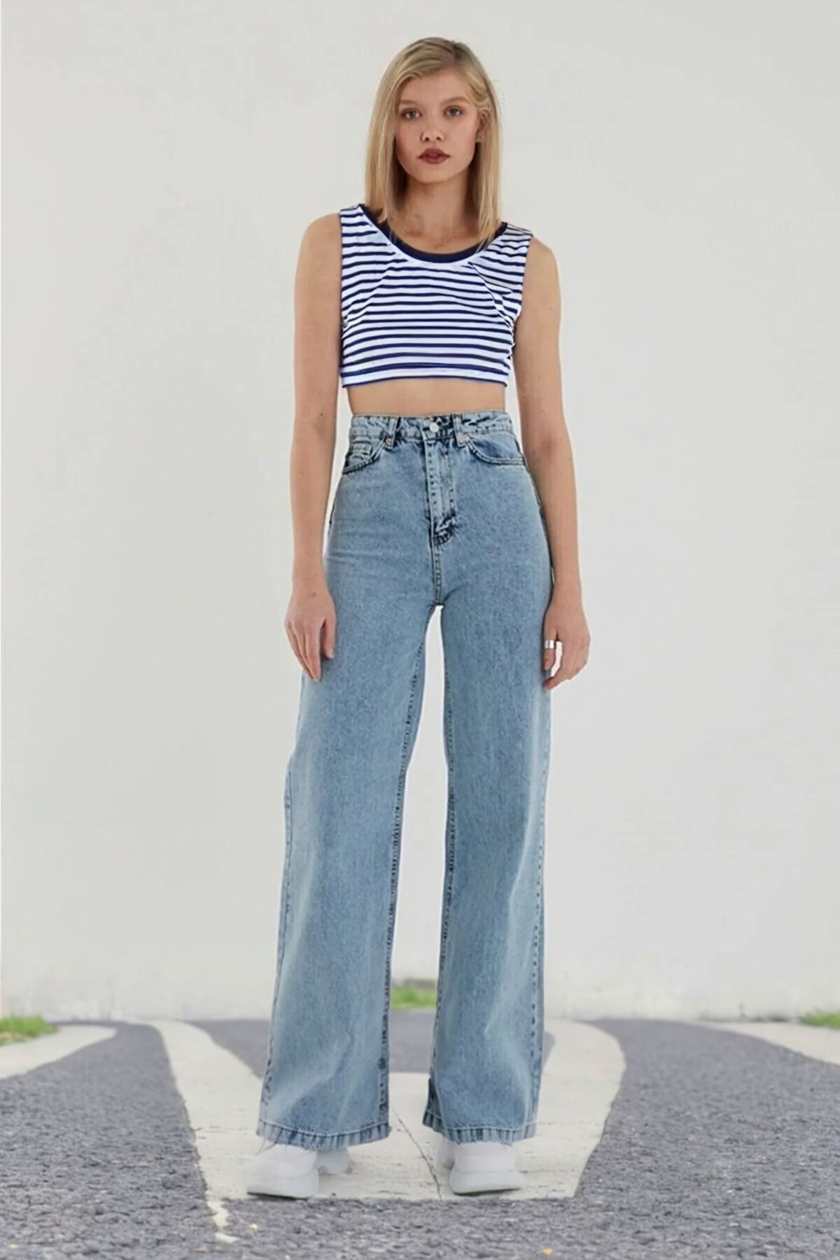 MODA Açık Mavi Yüksek Bel Bol Paça Denim Jean Kadın Pantolon