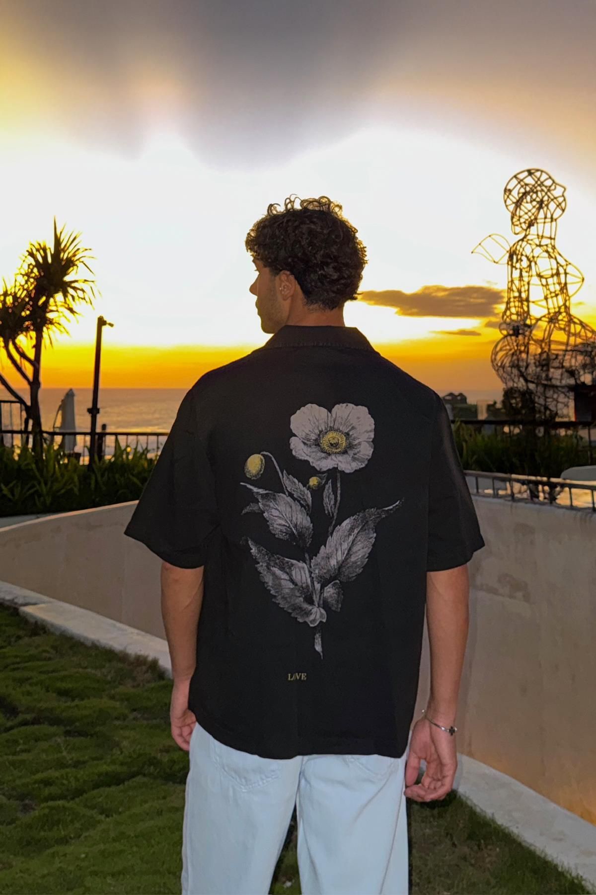 Flaw Wear Flowers Sırt Baskılı Siyah Oversize Kısa Kol Gömlek