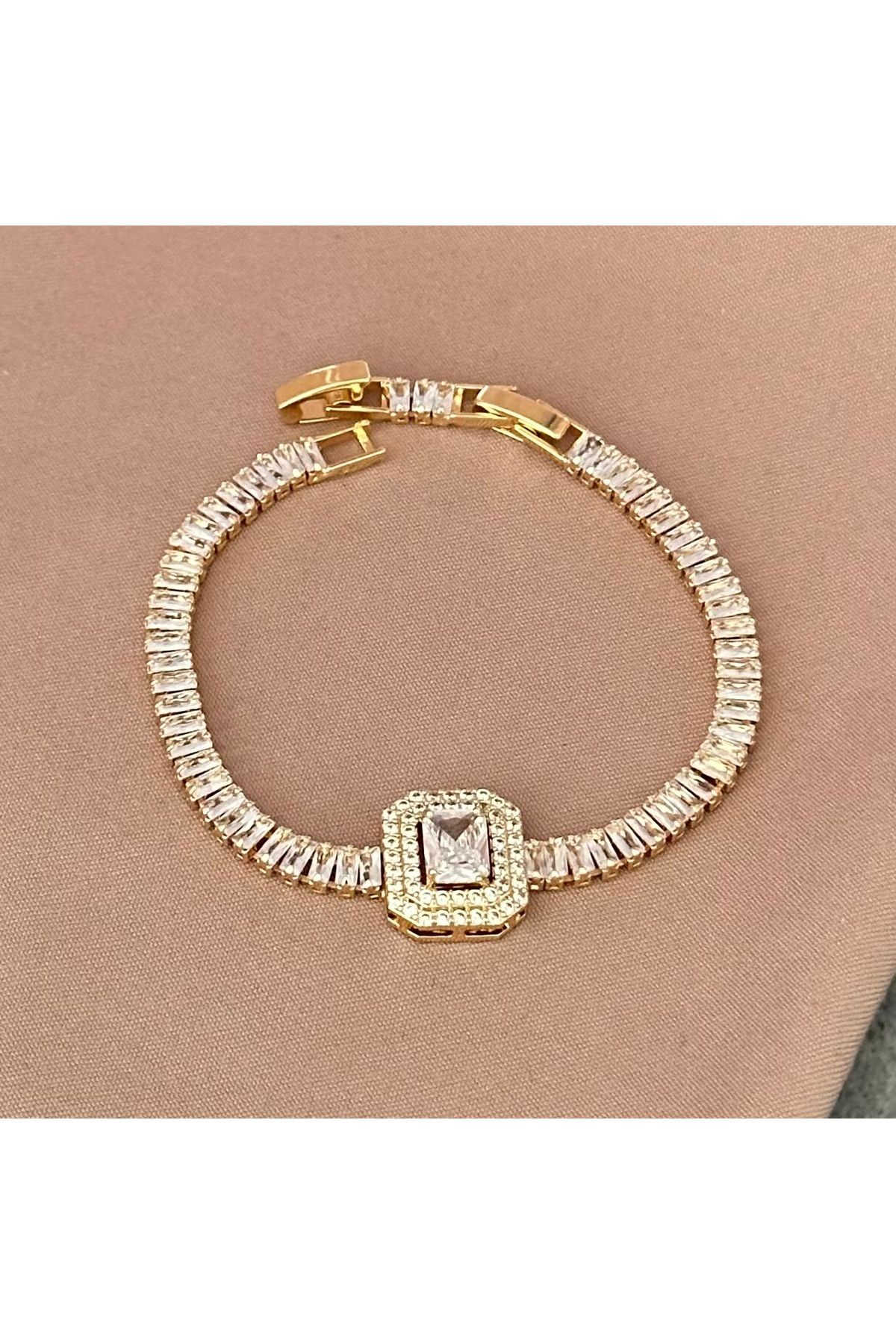lolajewelry luxury steel baget taşlı gold renk çelik bileklik