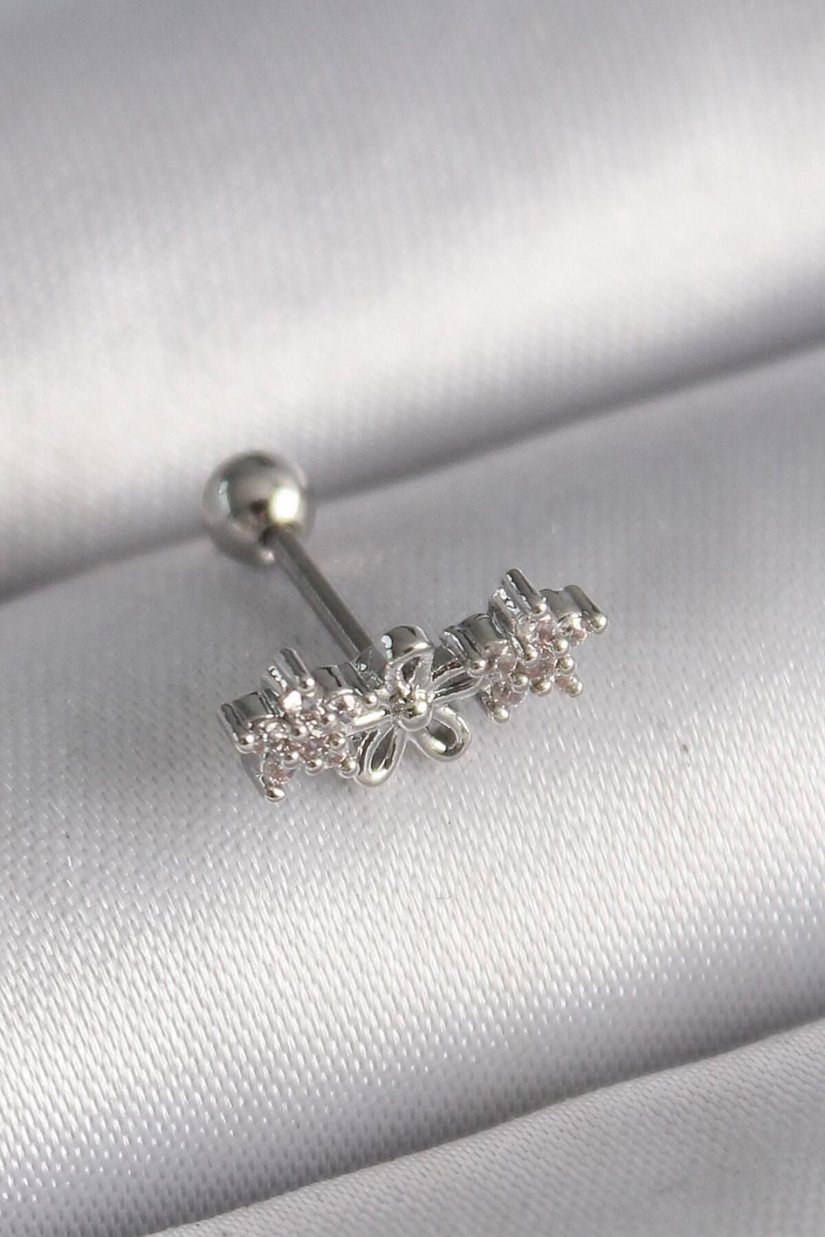 AfraBeauty 316L Çelik Gümüş Renk Zirkon Taşlı Çiçek Tragus Piercing