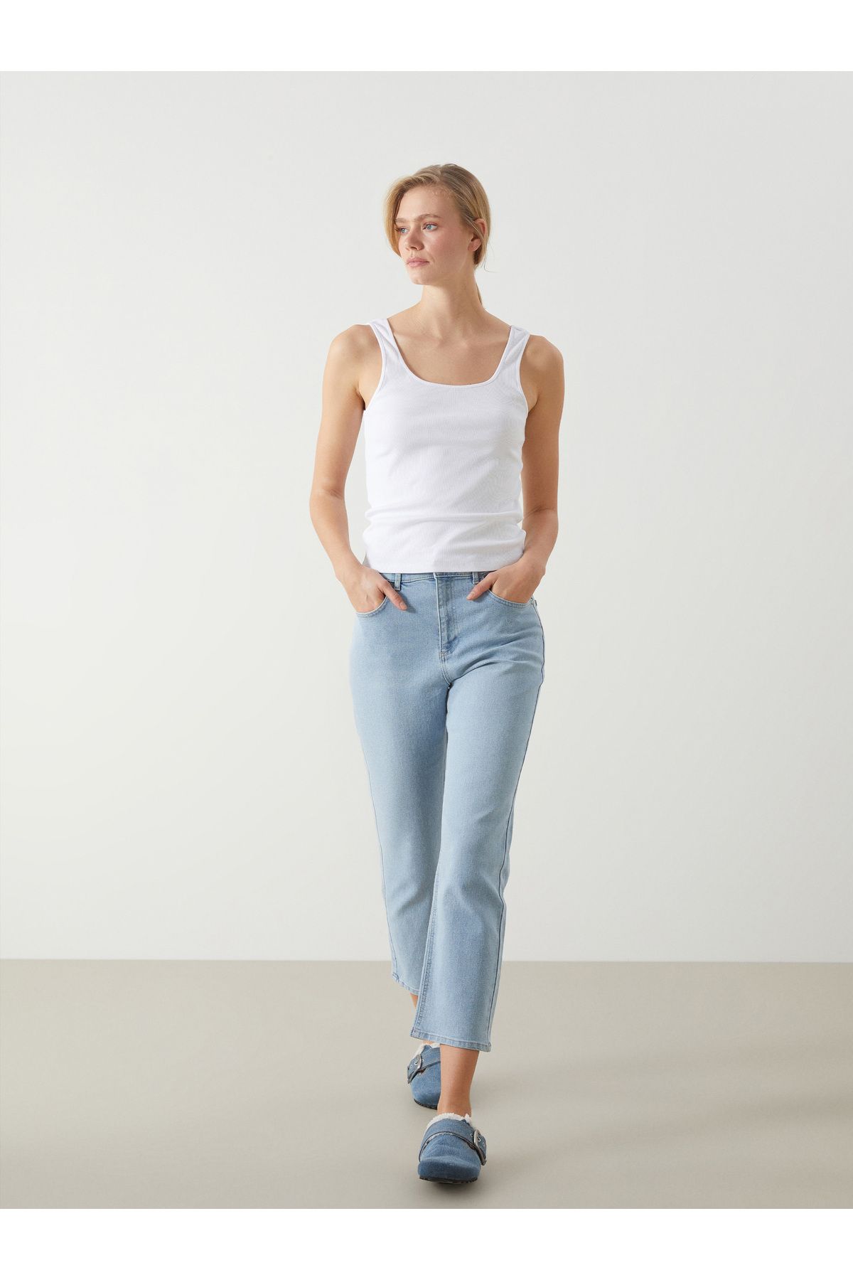 LC Waikiki Straight Fit Kadın Jean Pantolon