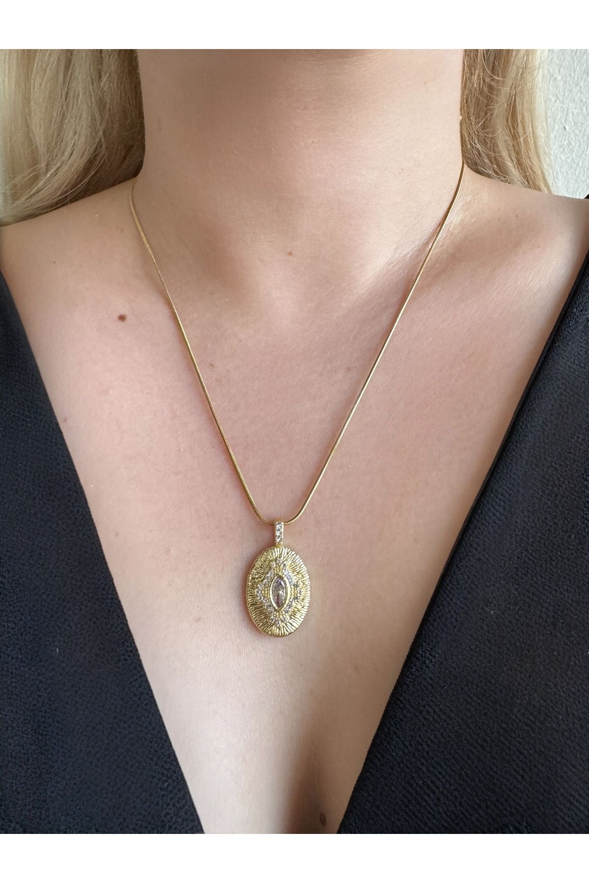 Gilia Jewelry Oval Vintage Zirkon Taşlı Çelik Kolye