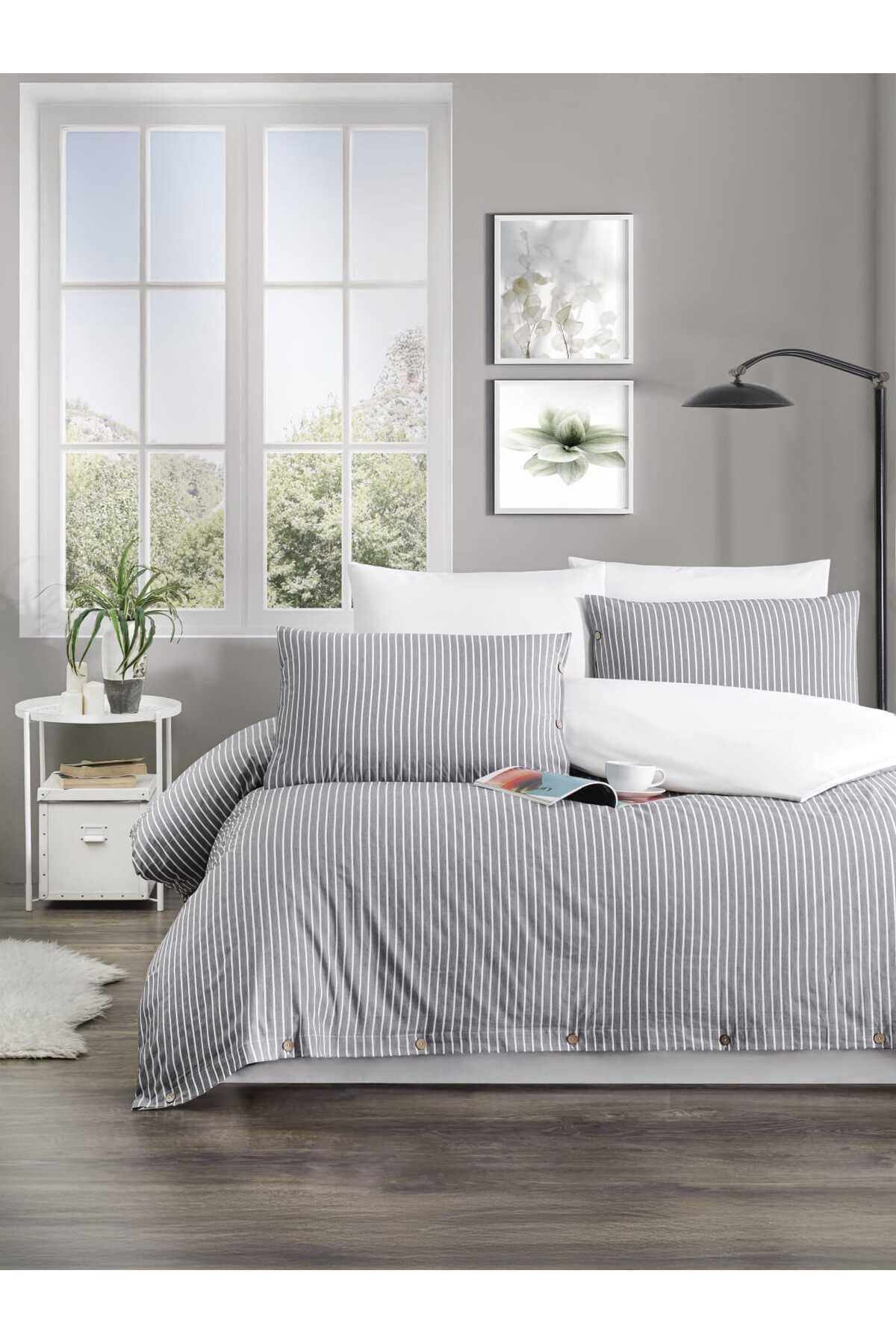 Premium Life Çizgili Desen Nevresim Takımı Çift Kişilik