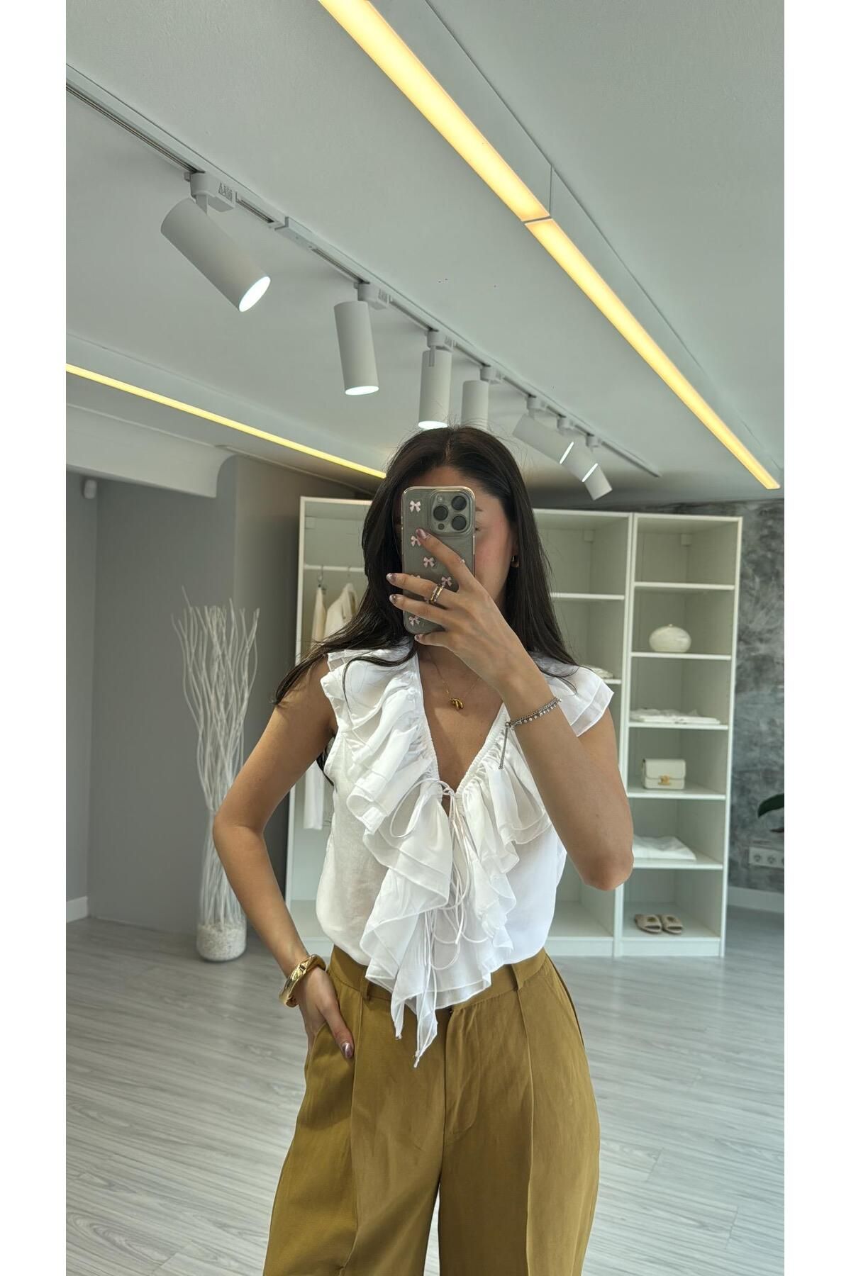 LUUNA STORE FIRFIR DETAYLI GÖMLEK - BEYAZ