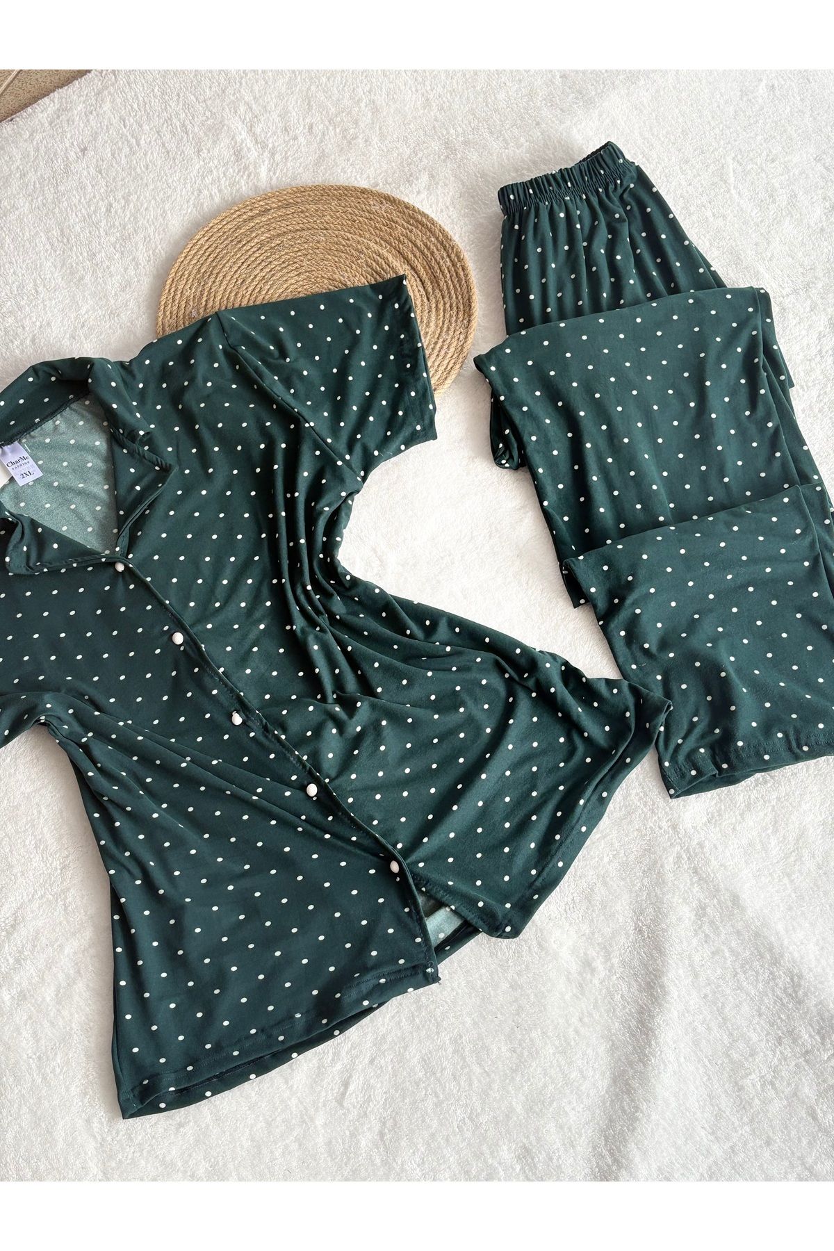 Butik Zümrüt Yeşili Kısa Kollu Denim Kumaş Yumuşak Doku da Kadın Pijama Takımı