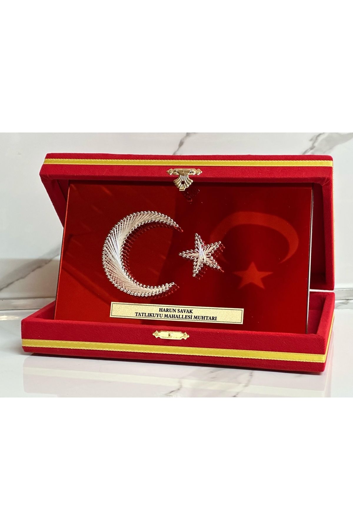 DEKORANLA Ay Yıldızlı Pleksi Plaket, Şık ve Kaliteli Türk Bayrağı Tasarımı