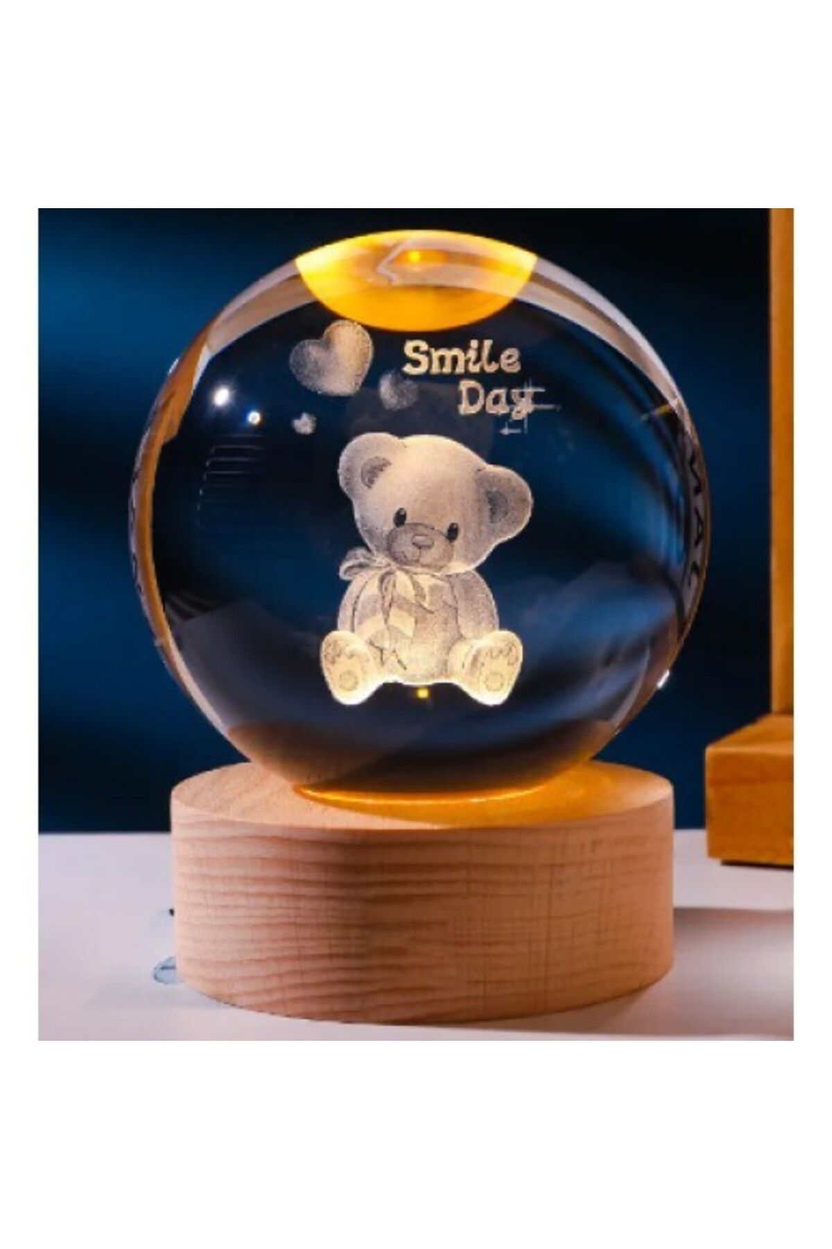 Modafiks Dekoratif Ayıcık Tasarımlı Ahşap altlıklı Işıklı Cam Küre Büyük Boy Cam:8cm Ahşap:2cm