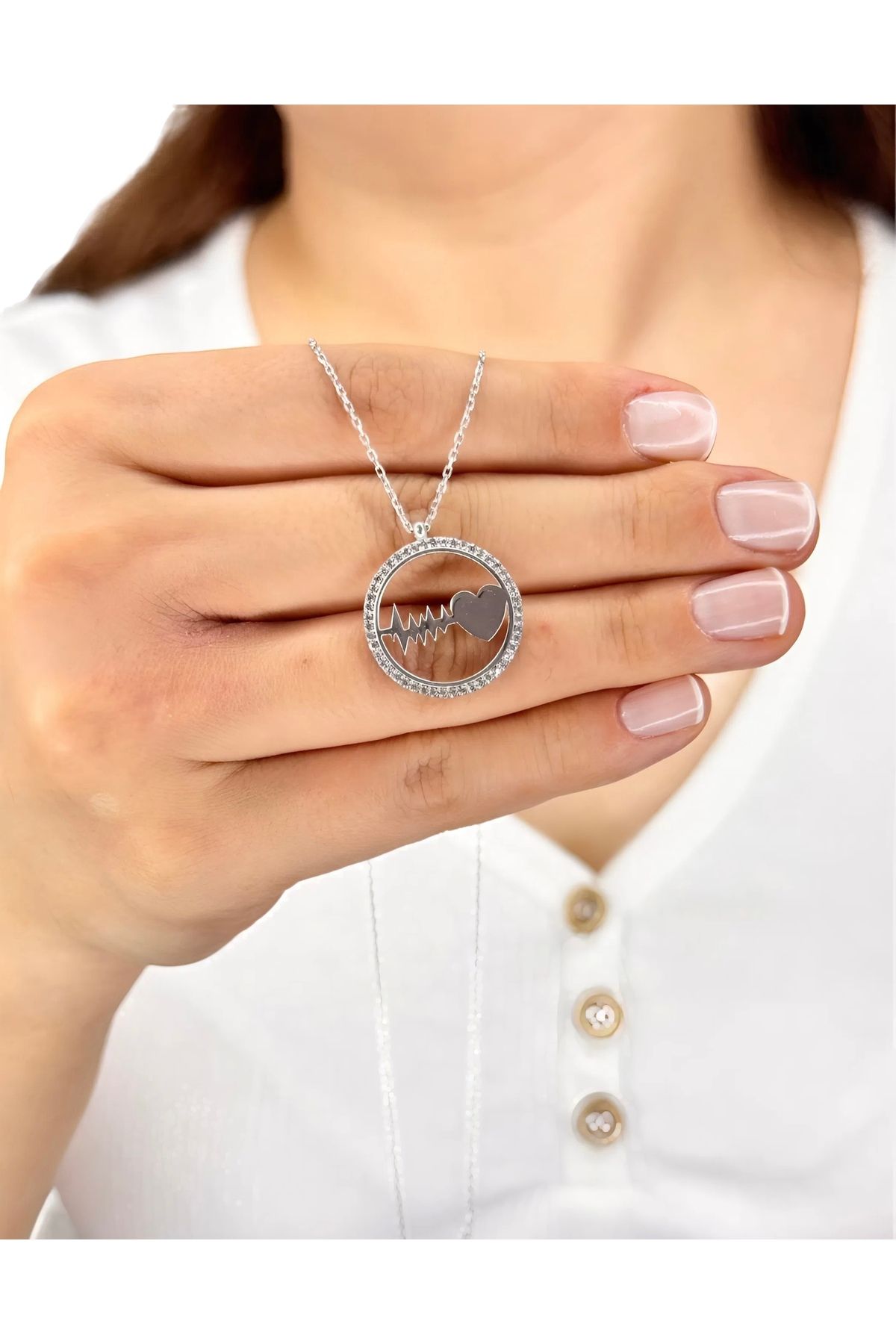 Azra Silver&Aksesuar 925 Ayar Zirkon Taşlı Kalp Atışlı Çerçeve Model Zincirli Gümüş Kolye
