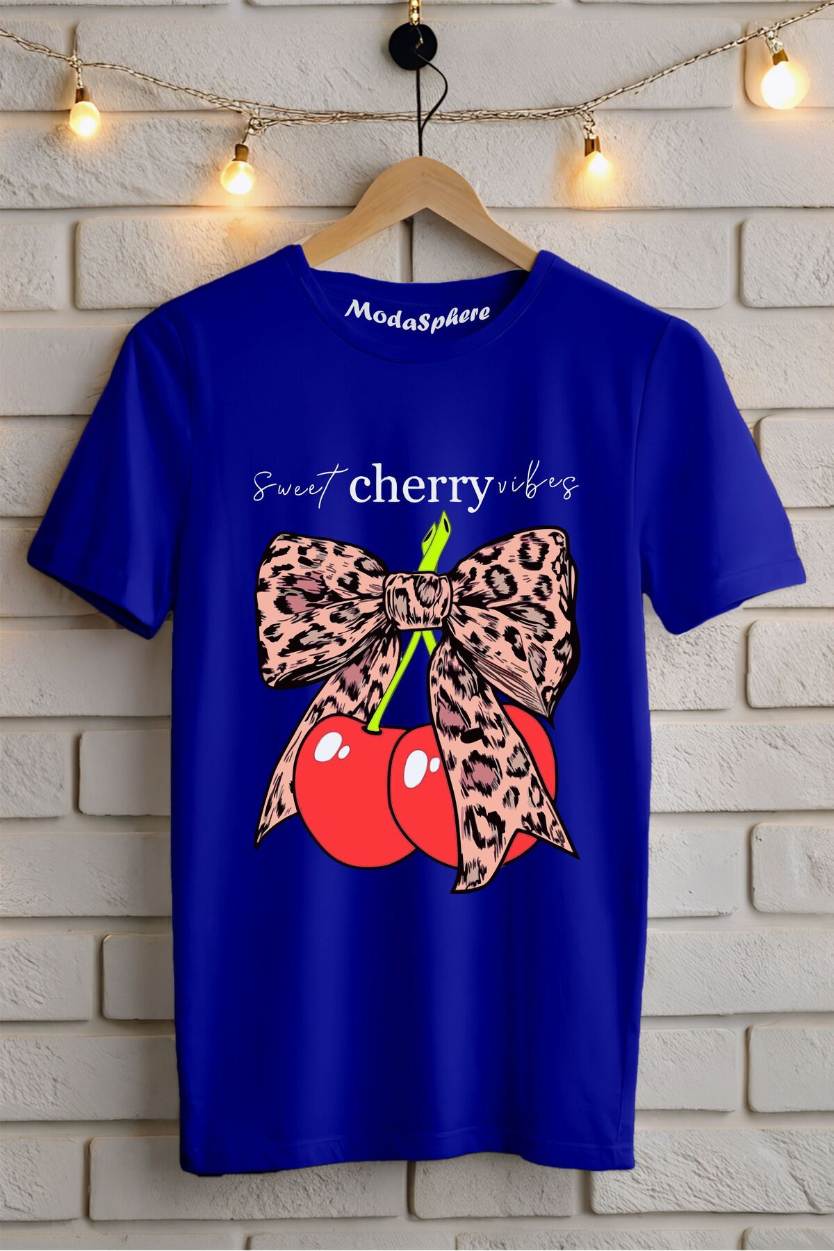 ModaSphere Sweet Cherry Baskılı Unisex Tişört