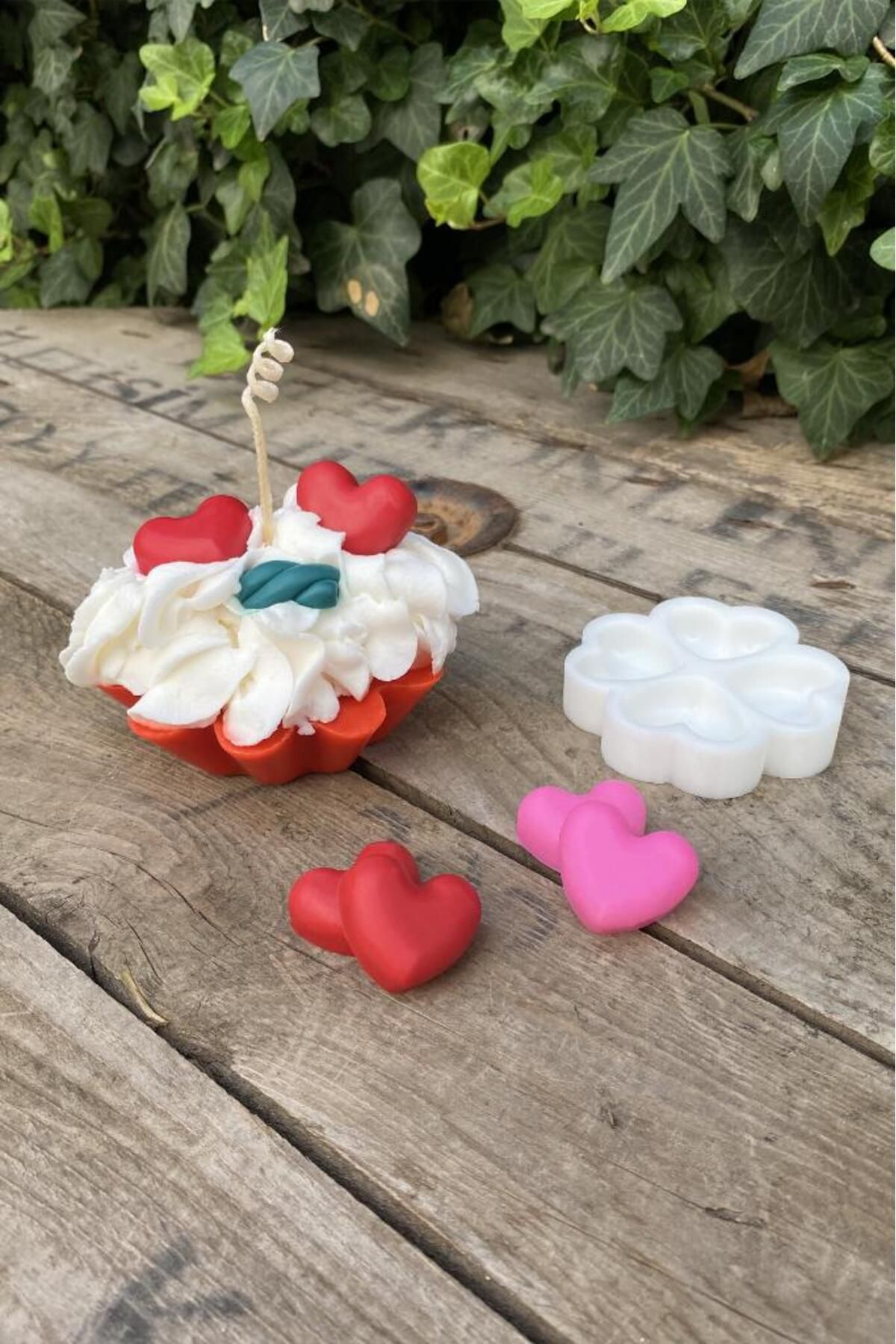 DEKORANLA Beyaz Kalp Mini Dörtlü Silikon Mum Kalıbı, 1 adet