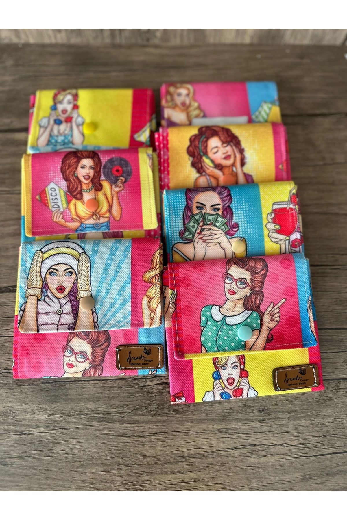 NA Dream Dizayn Pop Art Desenli, Üç Gözlü, Kumaş Cüzdan, Kartlık, Hijyen Çantası
