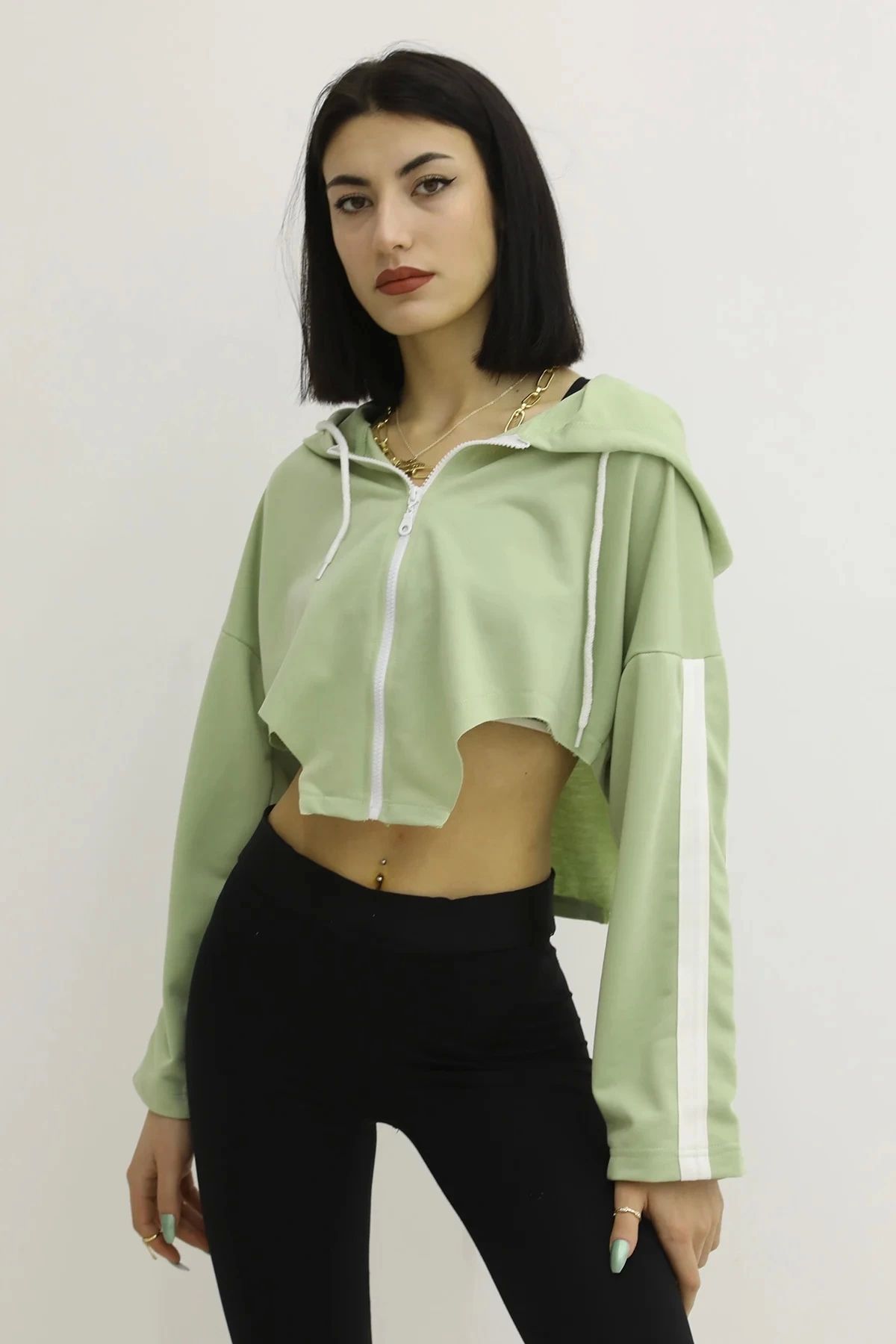 KEREM YAPI MARKET Kapşonlu Yan Dekolteli Sweat Yeşil - P-019669
