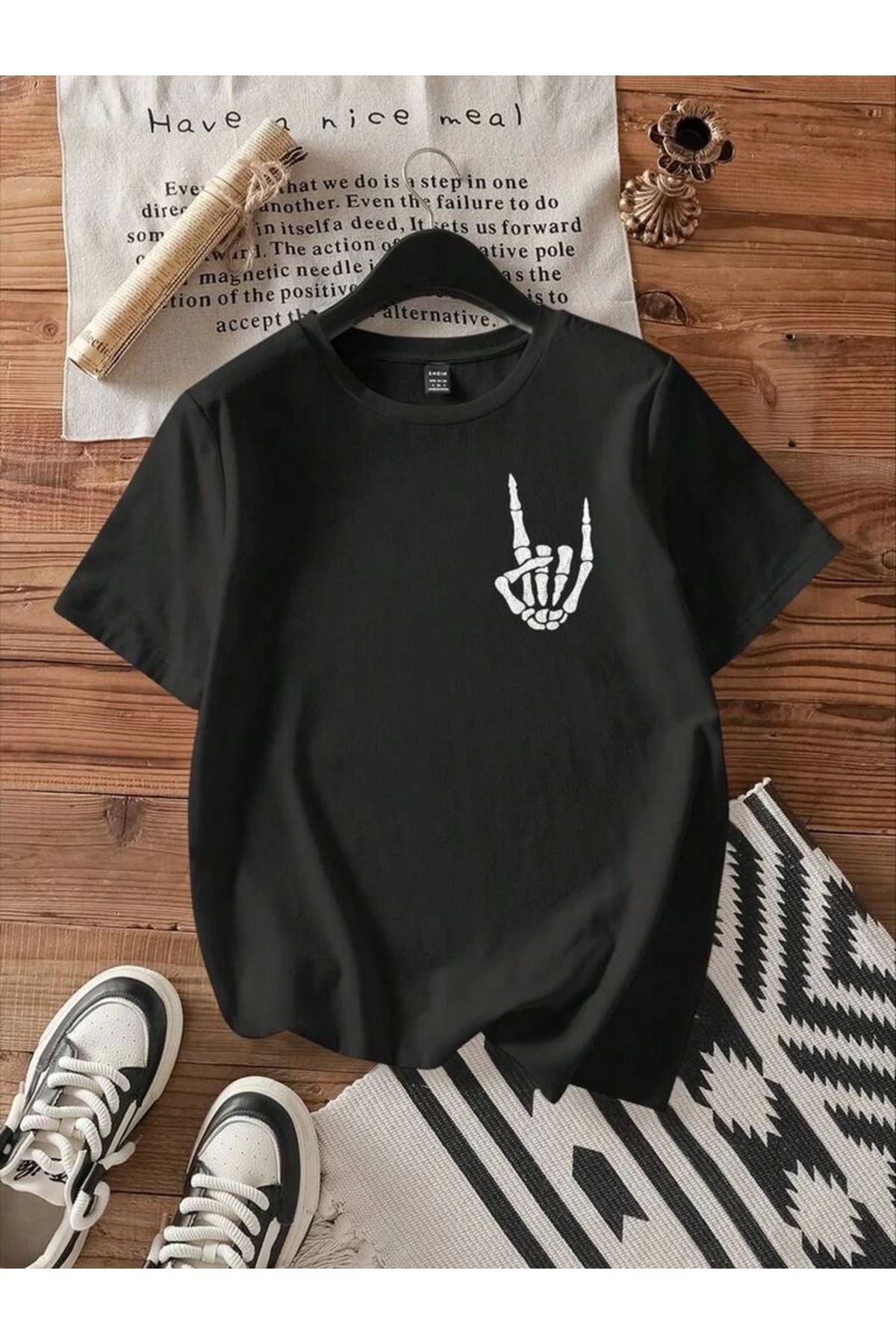 Serero Baskılı Kadın T-shirt - Siyah