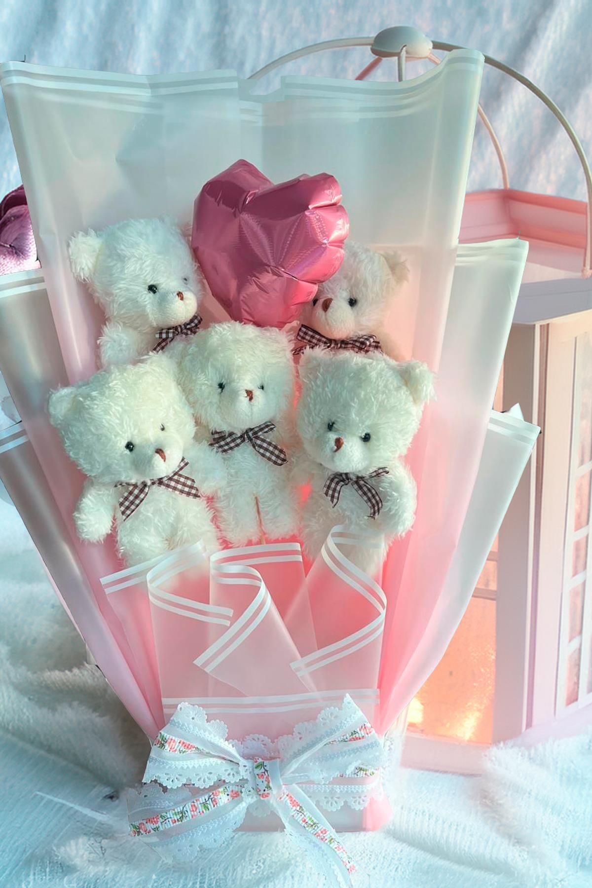 Sole Premium Yumoş Beyaz Ayıcıklı, Kalp Balonlu Pembe Peluş Ayıcık Buketi