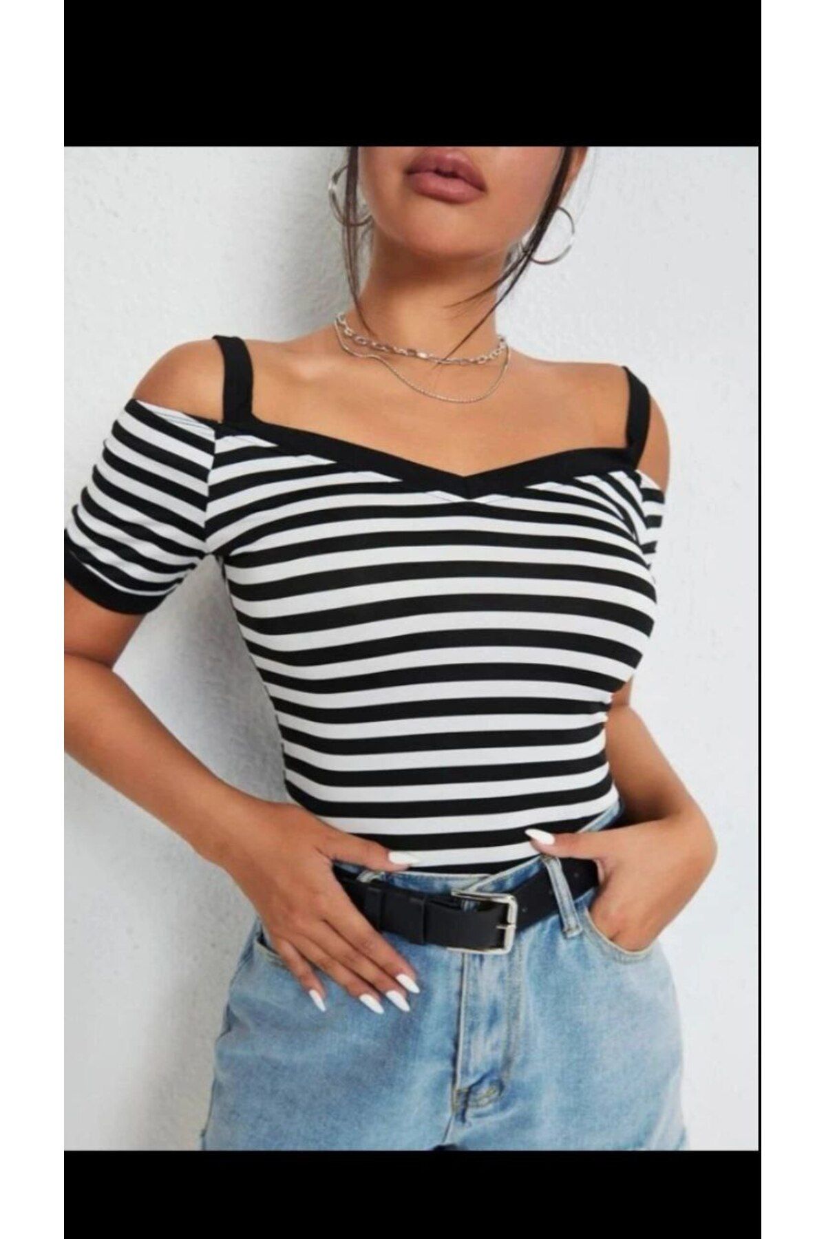 Butik Omuz Askılı Viskon Kumaş Çizgili Bluz