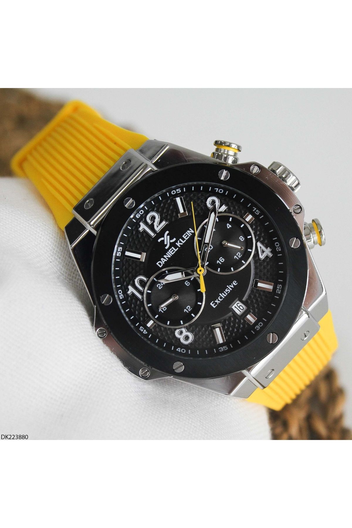 Daniel Klein DK223880 Silikon Kordonlu Erkek Kol Saati