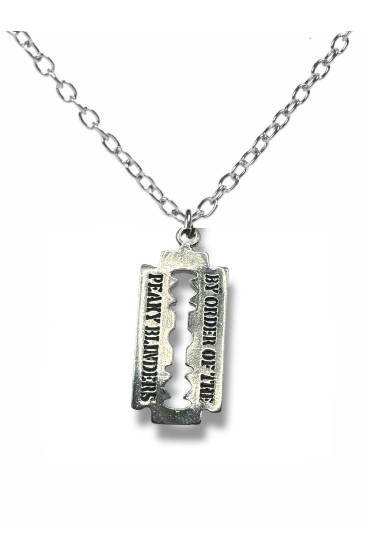 Herşey Nota Peaky Blinders Jilet Figürlü Kolye – Gümüş Renk Unisex Metal Takı