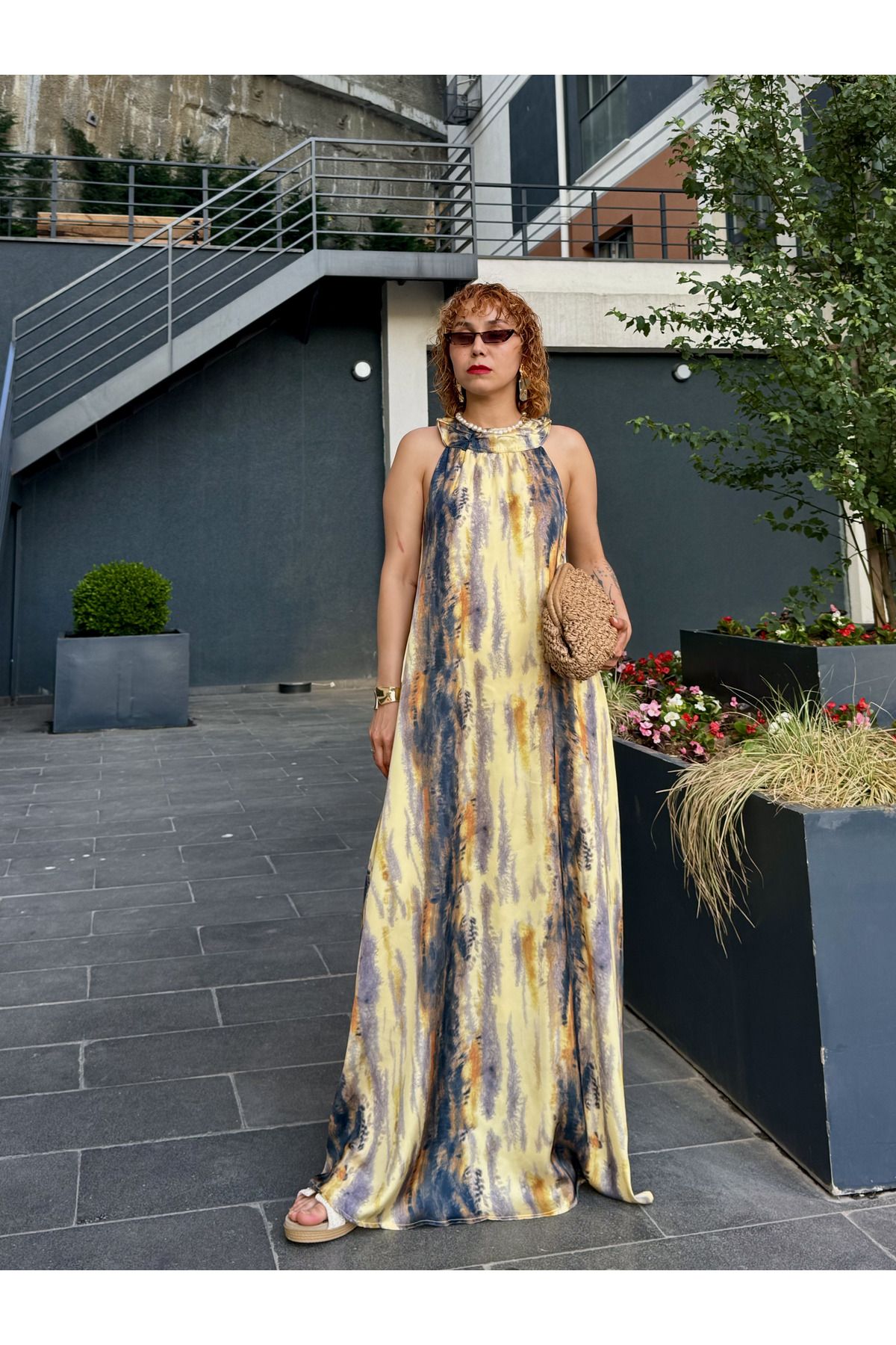 Bak'ap Premium Astarlı Batik Desenli Pamuk Saten Halter Yaka Uzun Elbise