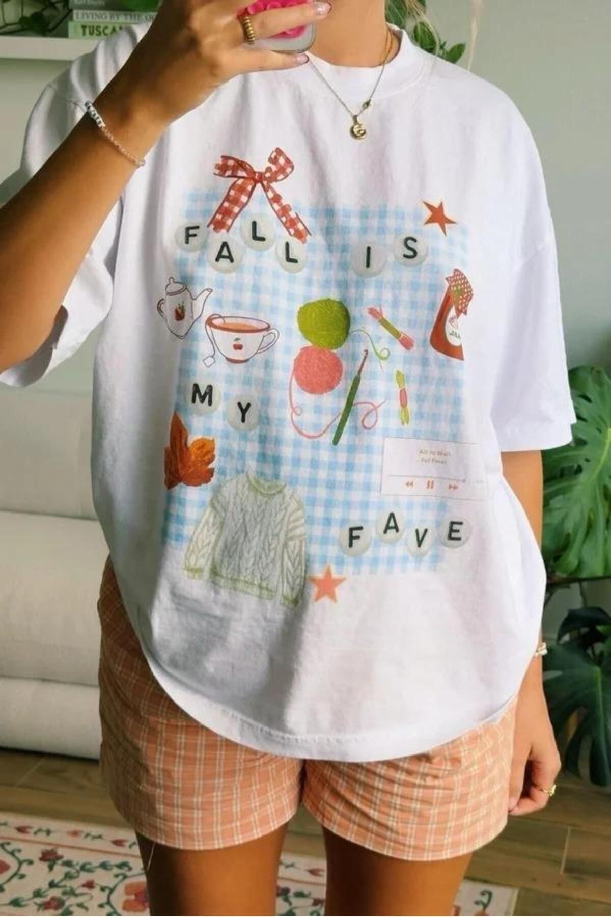 Trendiz Kadın Fall is My Fave Tshirt Beyaz