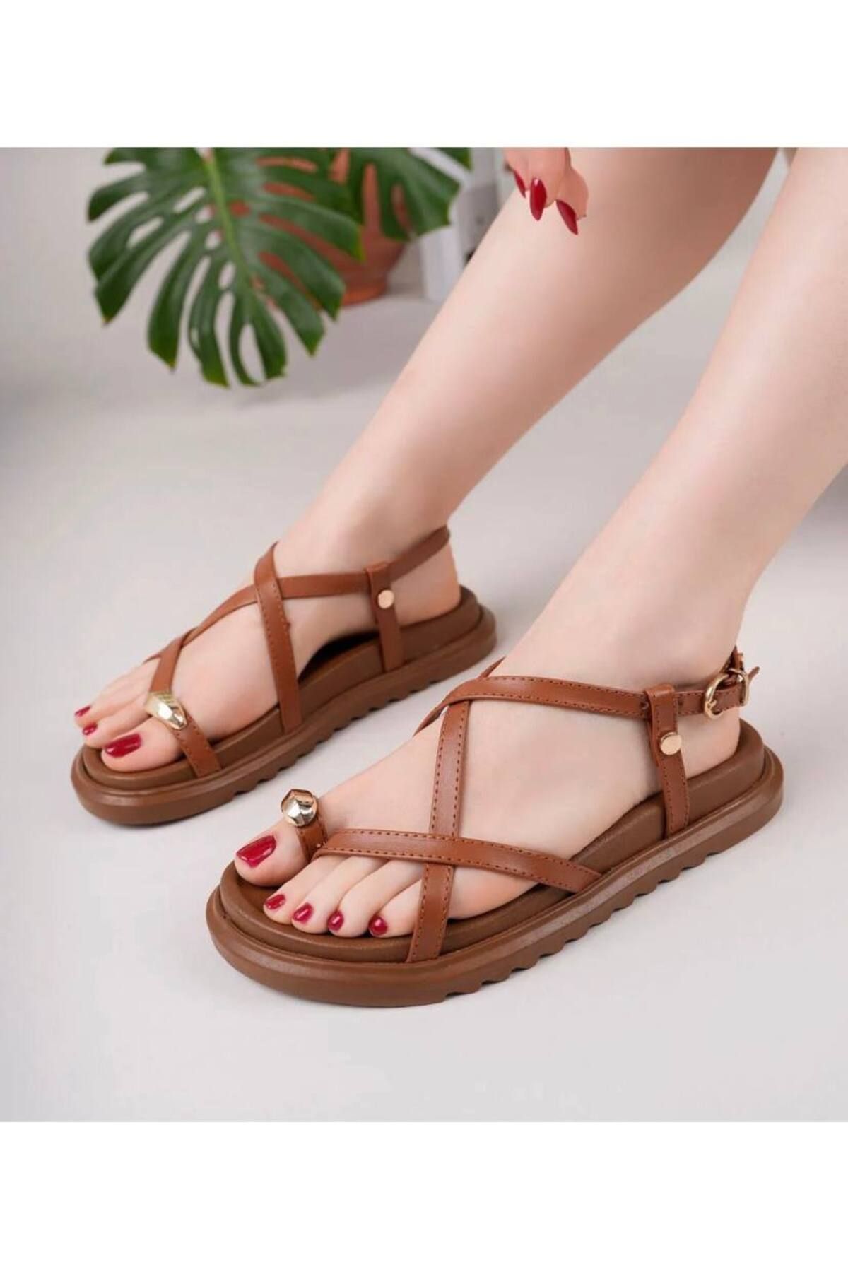 Trendy Moda Yeni Sezon Şık Rahat Ortopedi Parmak Arası Kahve Rengi Kadın Sandalet