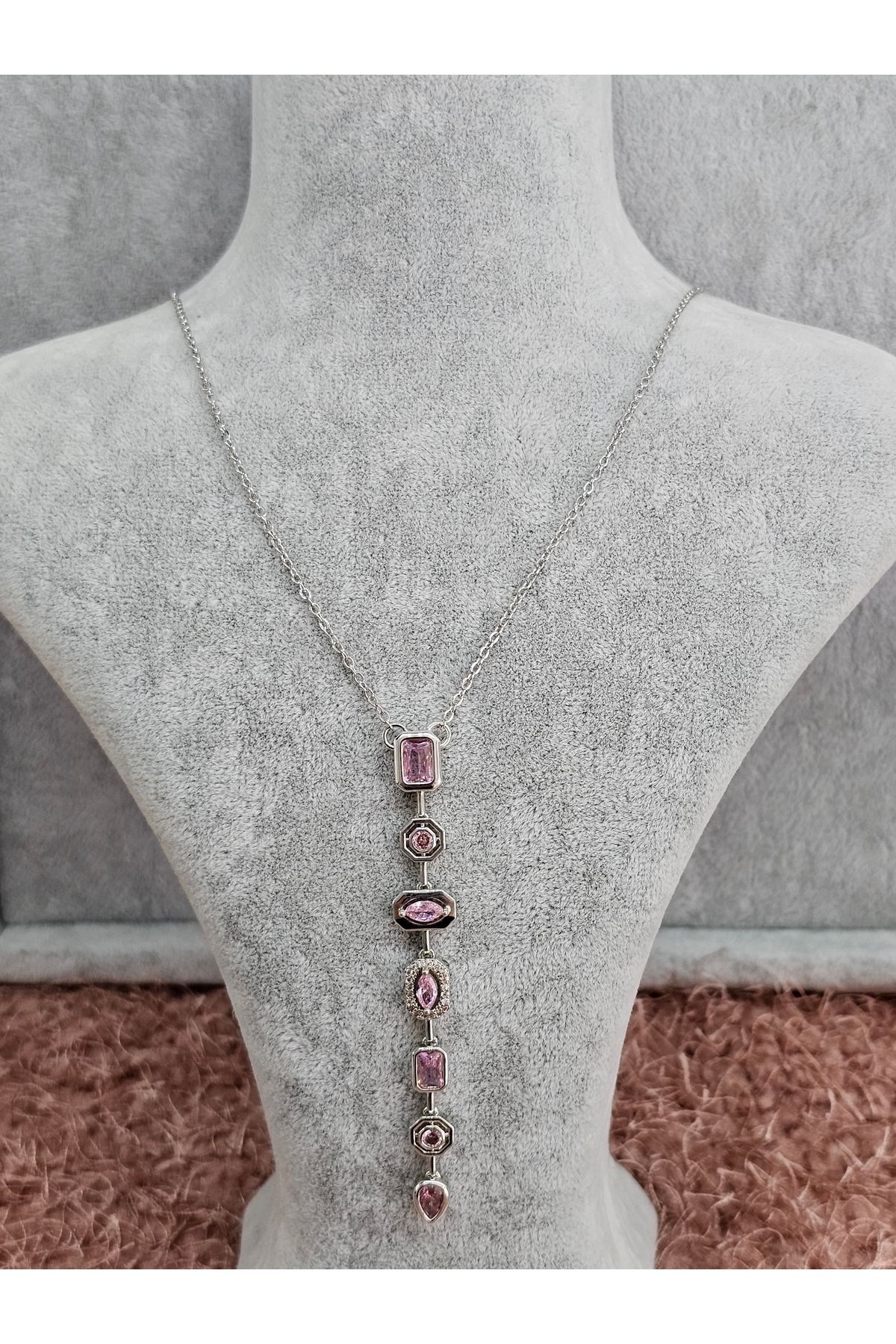 SiestaAccessories Gümüş Renk Pembe Renkli Taşlı Çelik Y Kolye