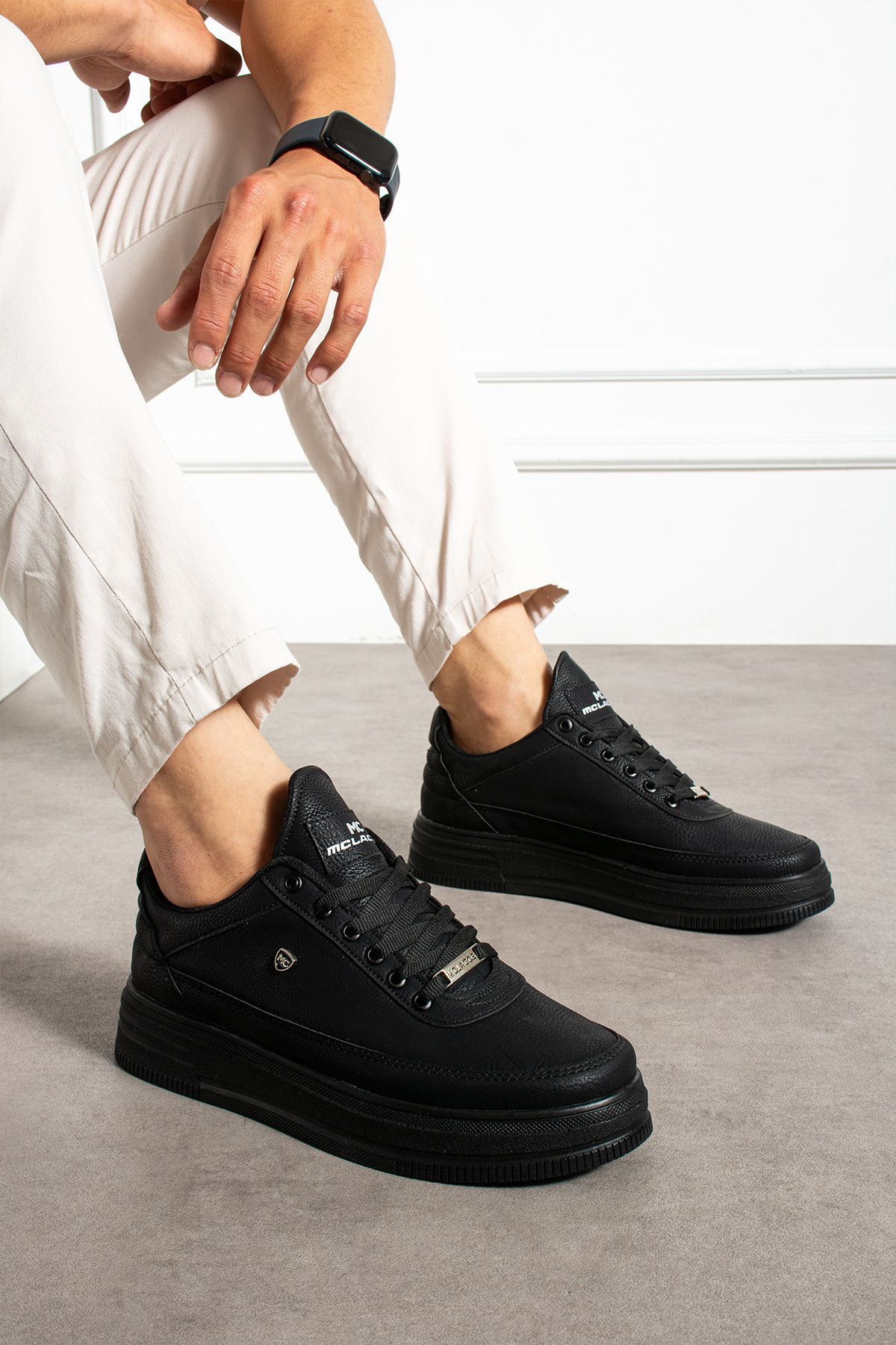 MCLACOS Erkek Sneaker Günlük Spor Ayakkabı Yüksek Taban Siyah- Rahat Tasarım x7