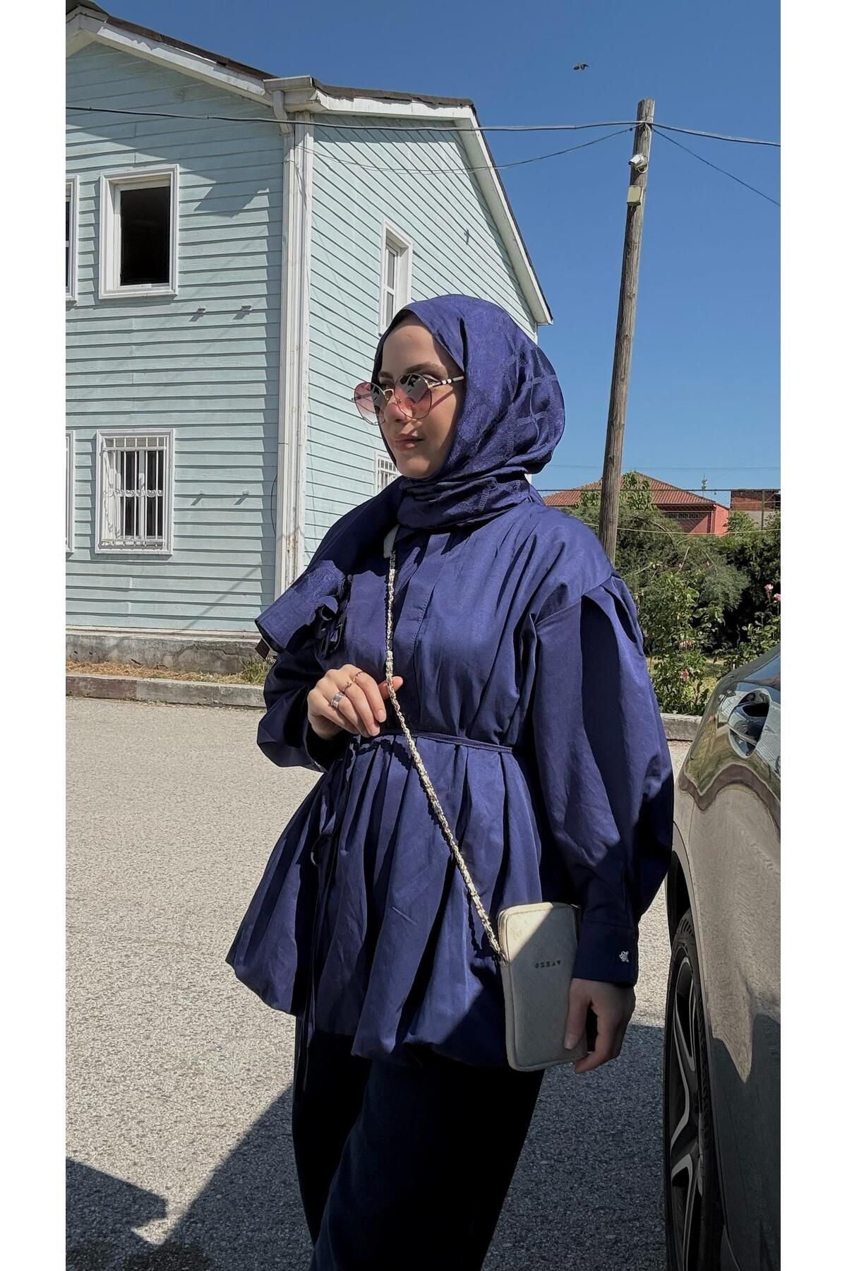 Touche Gül Detaylı Gömlek Lacivert