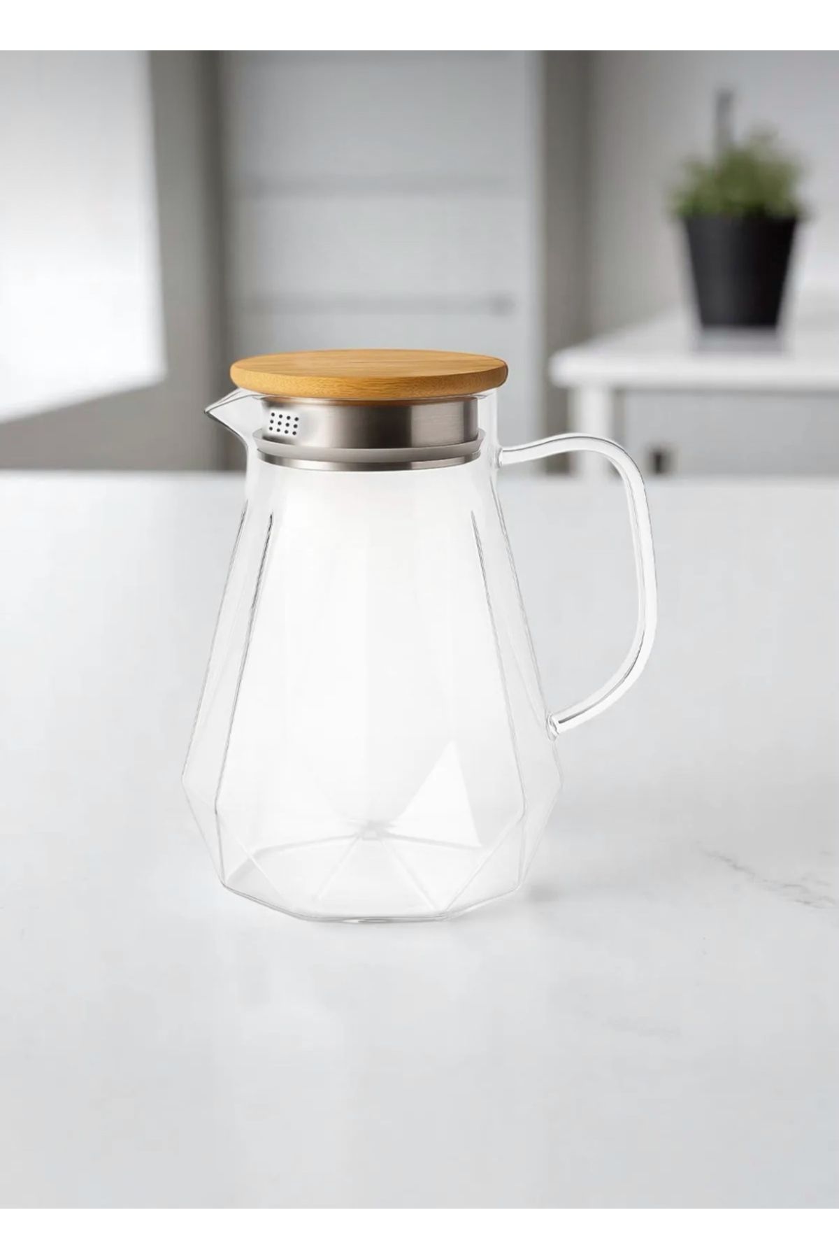 CEZVE HOME Bambu Kapaklı Borosilikat Isıya Dayanıklı Cam Sürahi 1,6 Litre