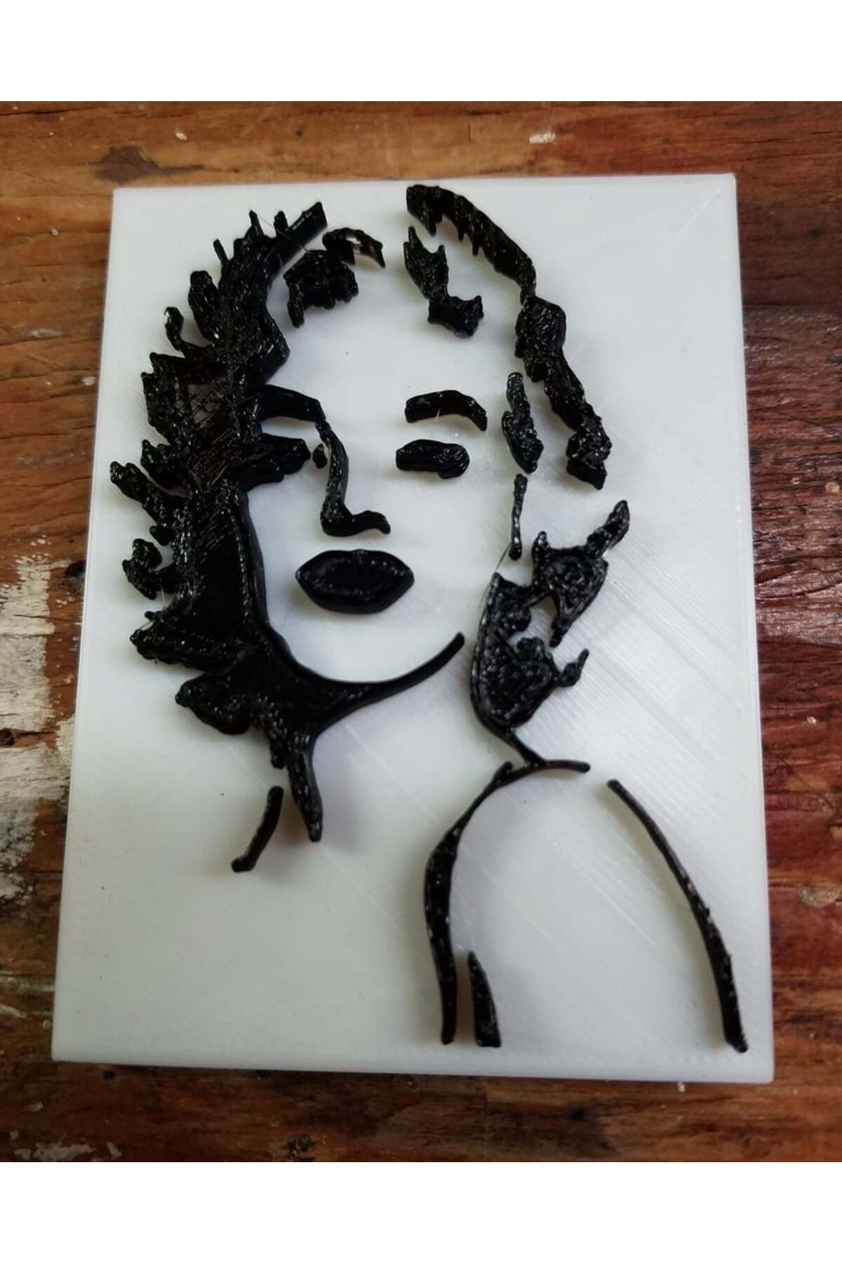 Lucest Marilyn Monroe Siluet Sanatı (2 Renk) (Plastik Aparattır!!!)