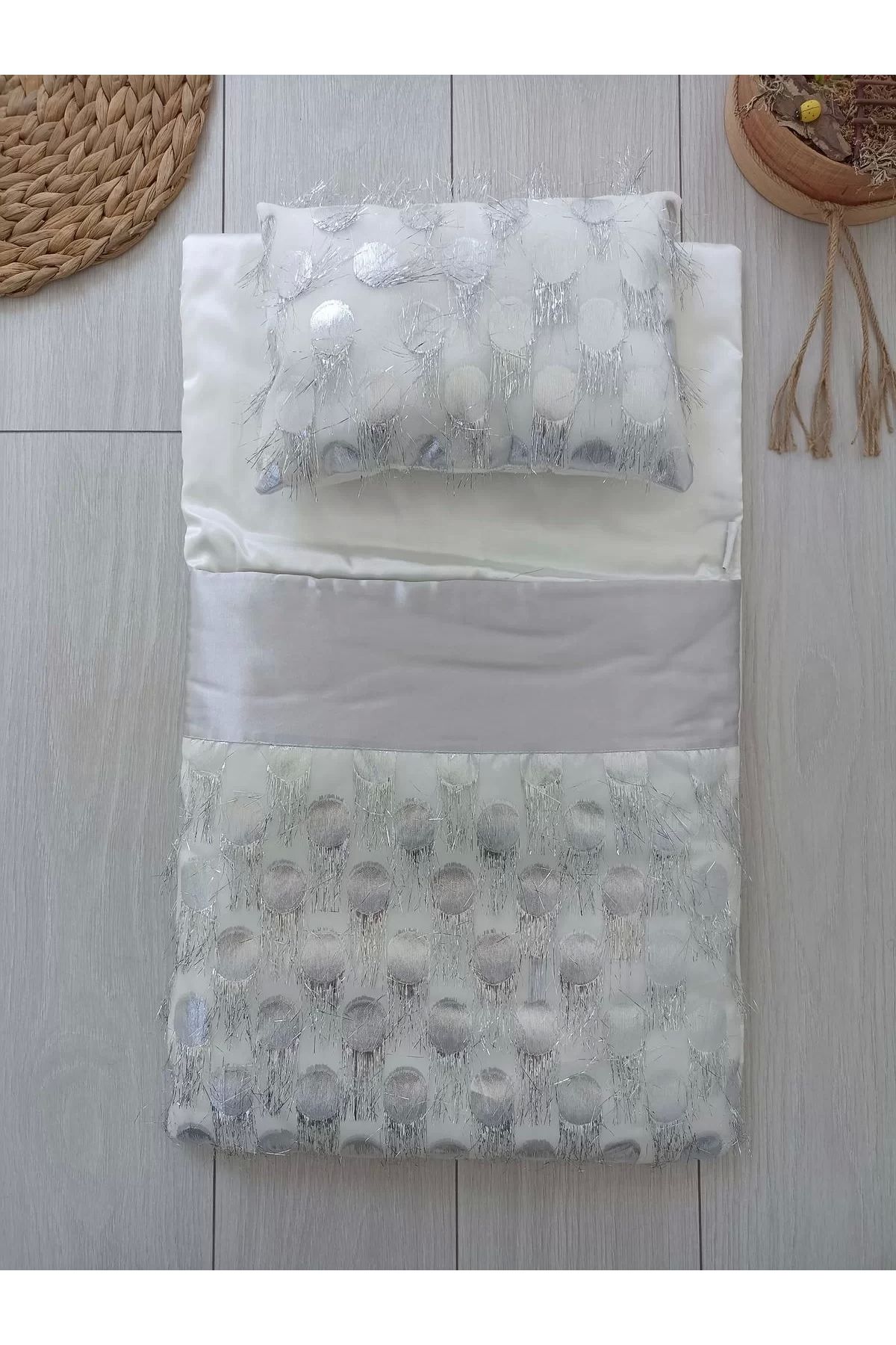 Haye Collection Yenidoğan İzmir İncisi Tül İşlemeli Pamuklu Fiyonklu Kundaklı Lüks 3lü Alt Açma Seti Gümüş