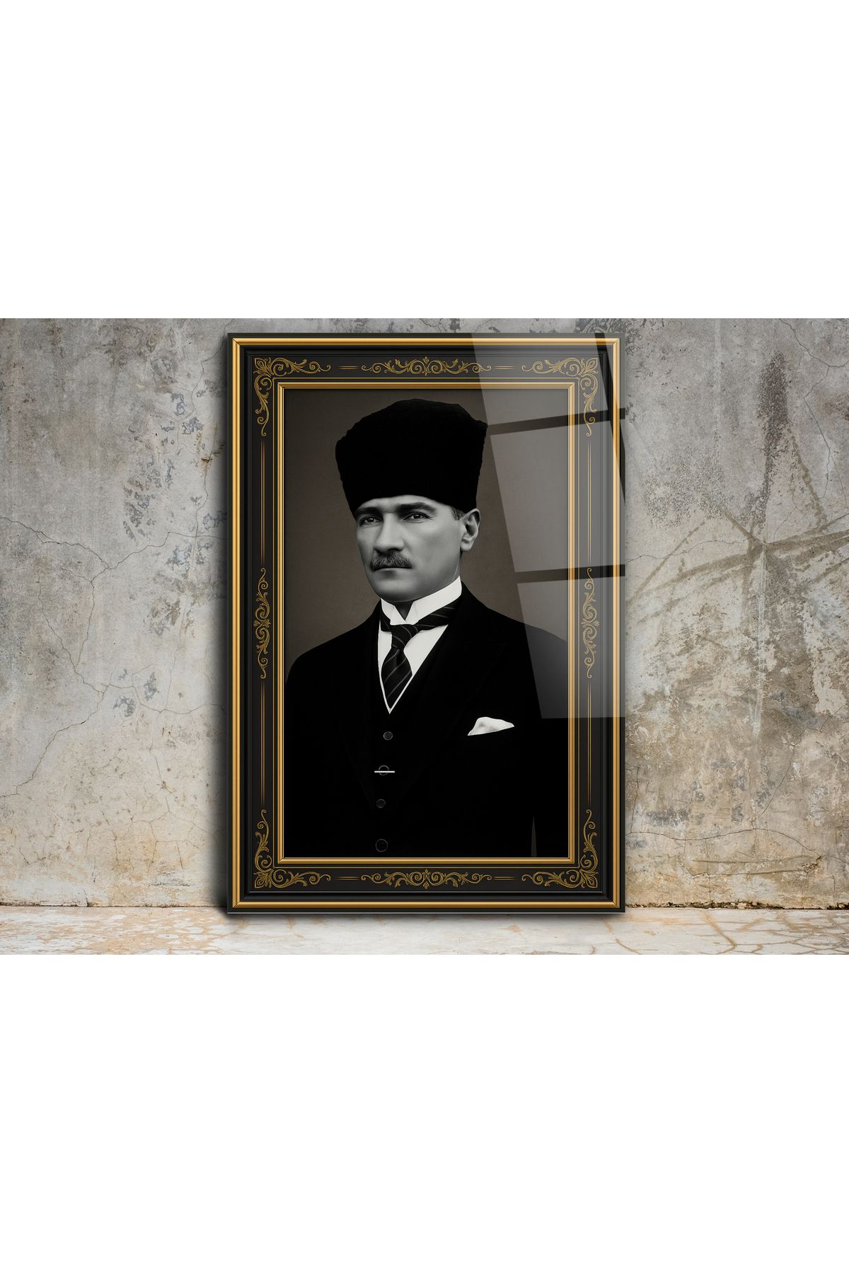 Pixel Decoration İmzalı Atatürk Portresi Cam Tablo - Atatürk Tablosu - Modern Ev ve Ofis Dekoru