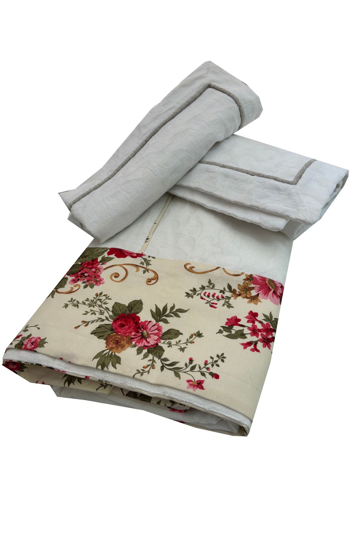 YASTIKMİNDER Beyaz Kenar Bantlı Kırmızı Çiçek Desenli Koton Aplikeli 200x220 Pike 50x70 Y.K 3 Parça Pike Takımı