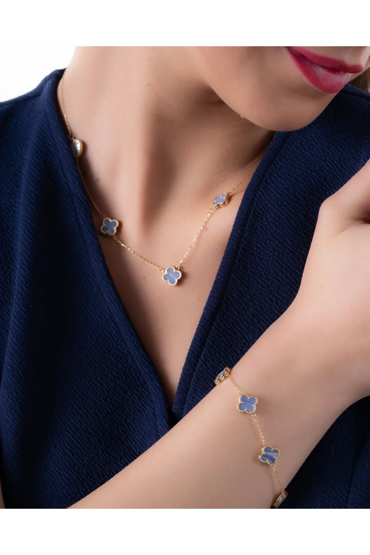Senzavetra Altın Renk Beş Parçalı Beyaz Van Cleef Bijuteri Kolye