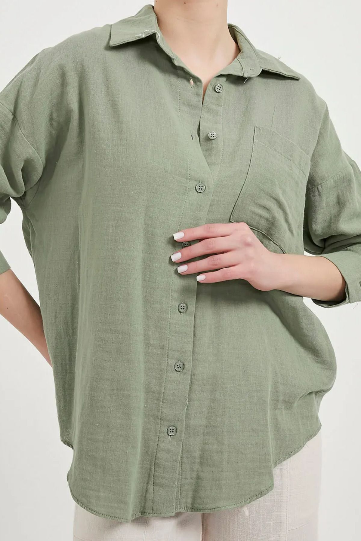 Mogi Butik Kadın Cepli Oversize Basic Müslin Gömlek 3079