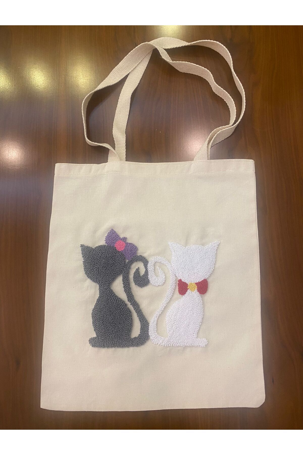Punchistanbyuyc punch kedi işlemeli çanta
