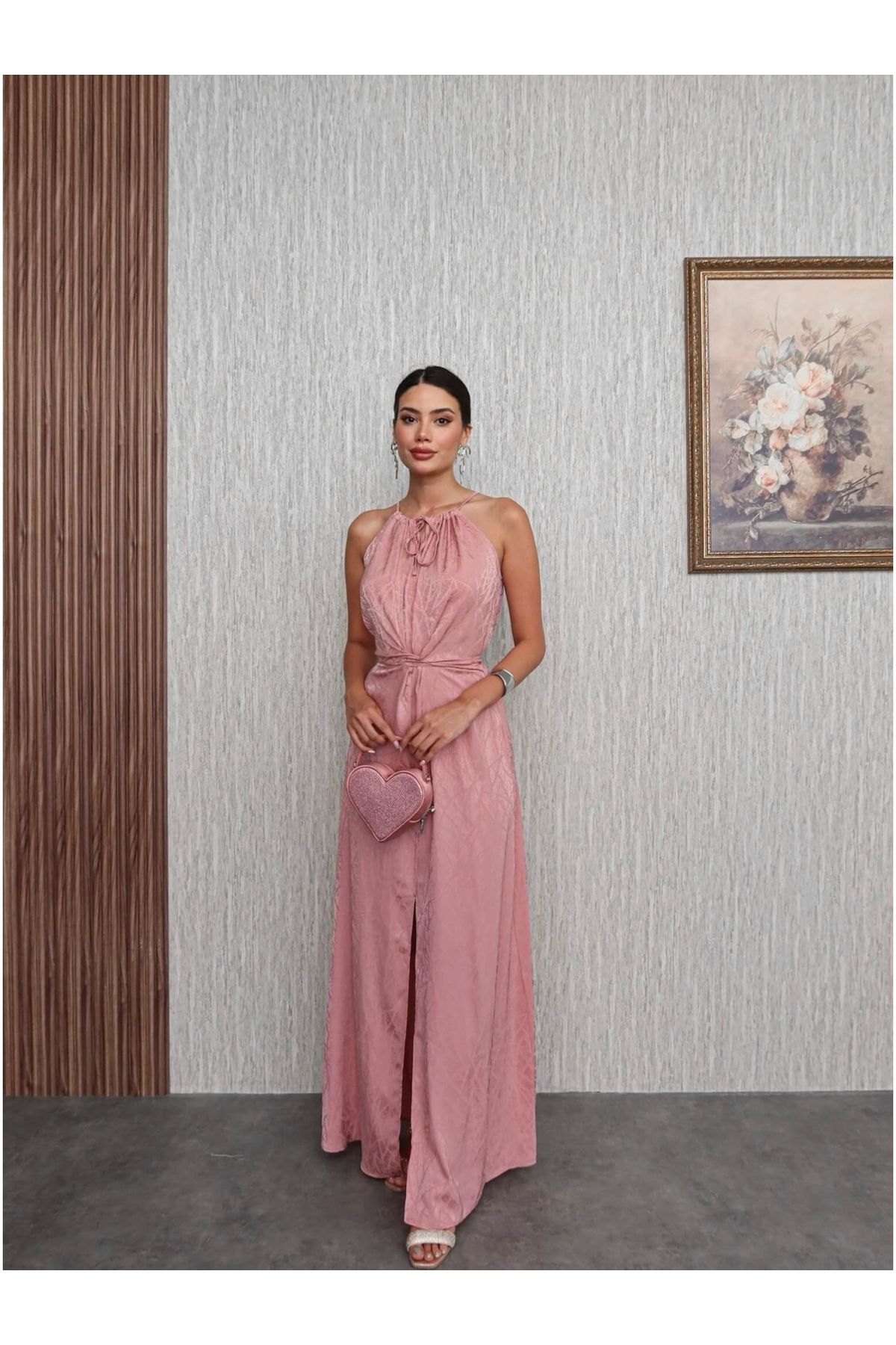 ESRAHELVACI Pembe Bel Bağlamalı Yırtmaçlı Elbise
