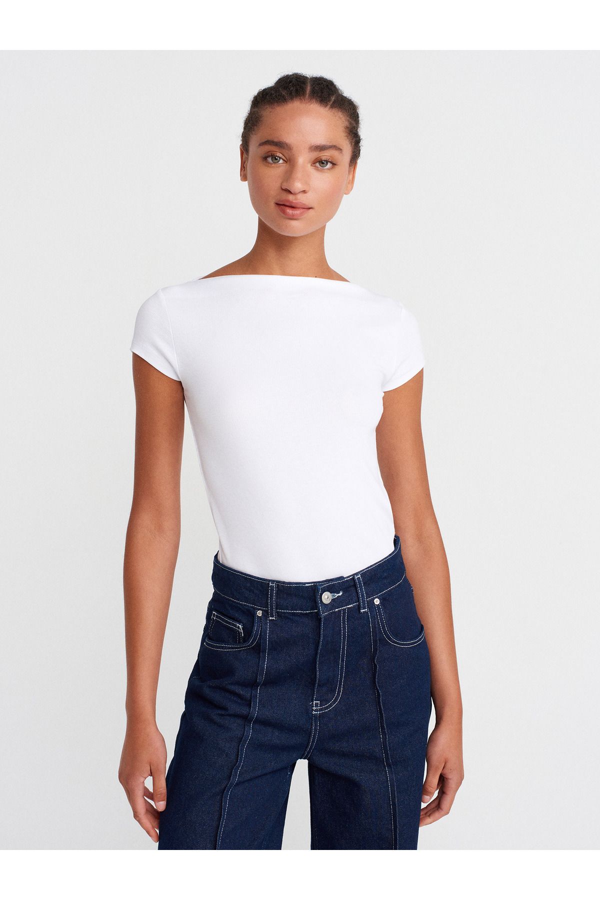 Dilvin 31855 Kayık Yaka T-Shirt-Beyaz