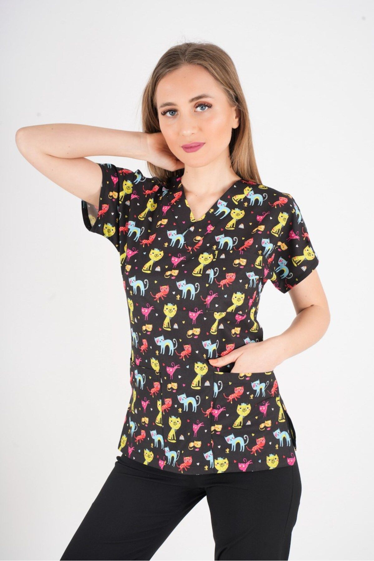 Nur Medikal Giyim Unisex Cool Cats Club Desenli Doktor Hemşire Hastane Aşçı Mutfak Scrubs Tek Üst Üniforma